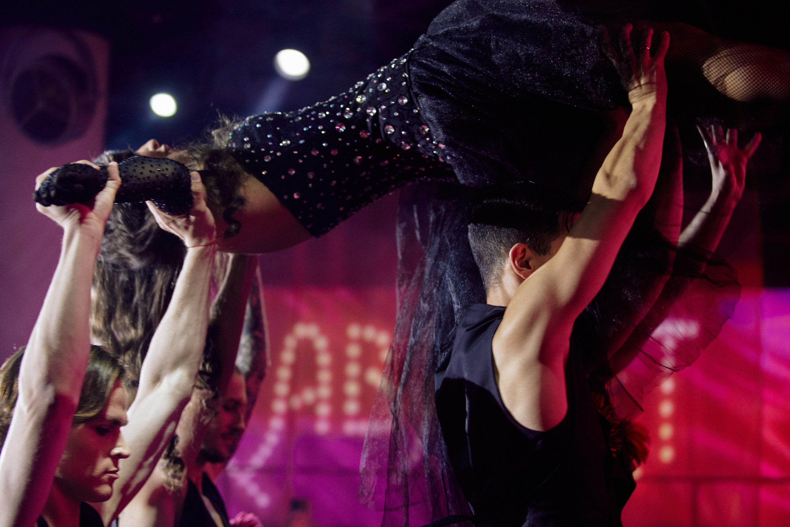 LESYA CABARET. Дмитрий Мазуркевич: Профессиональный Репортажный Фотограф