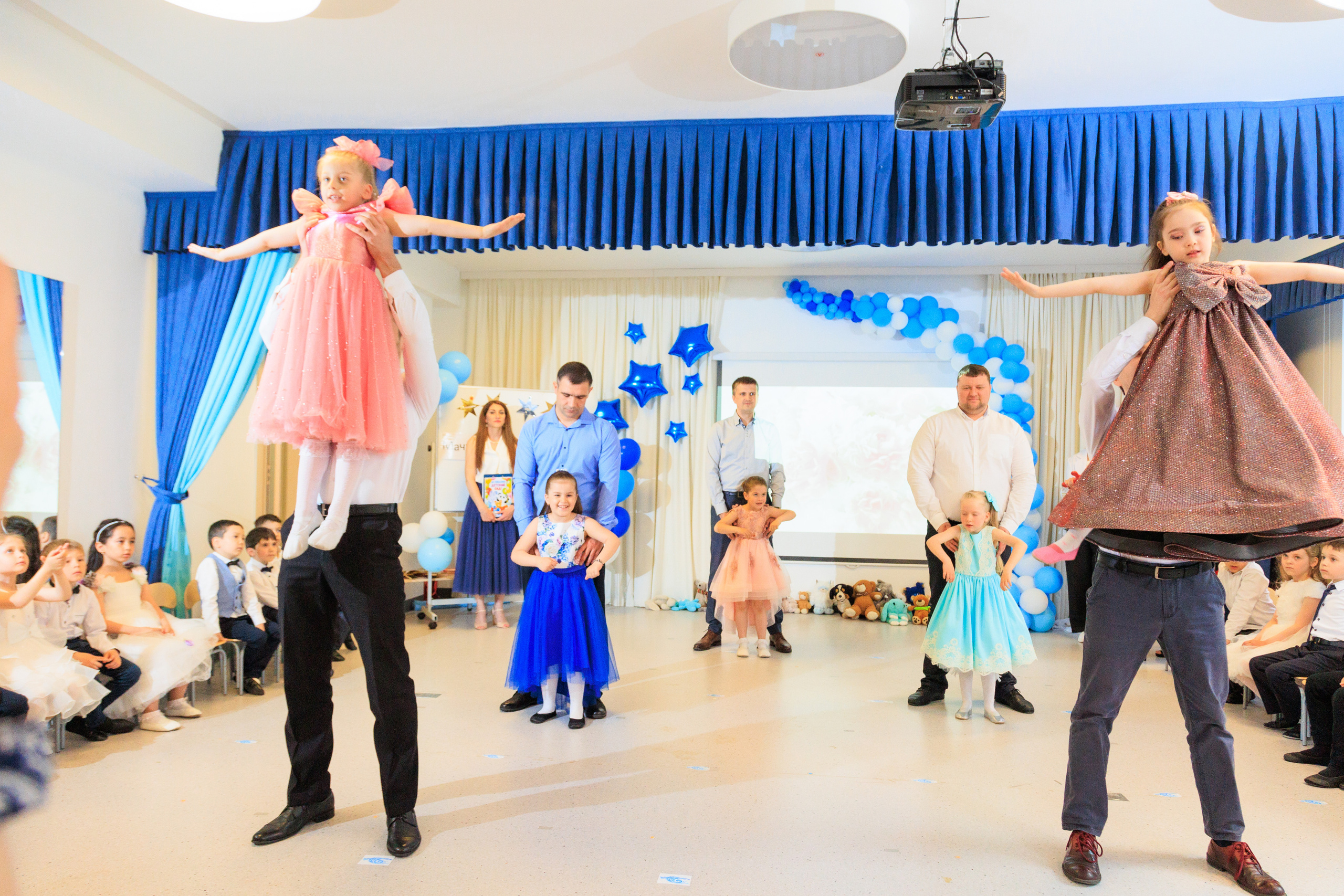 Репортаж детский сад. Выпускные альбомы для детского сада и школы в Москве