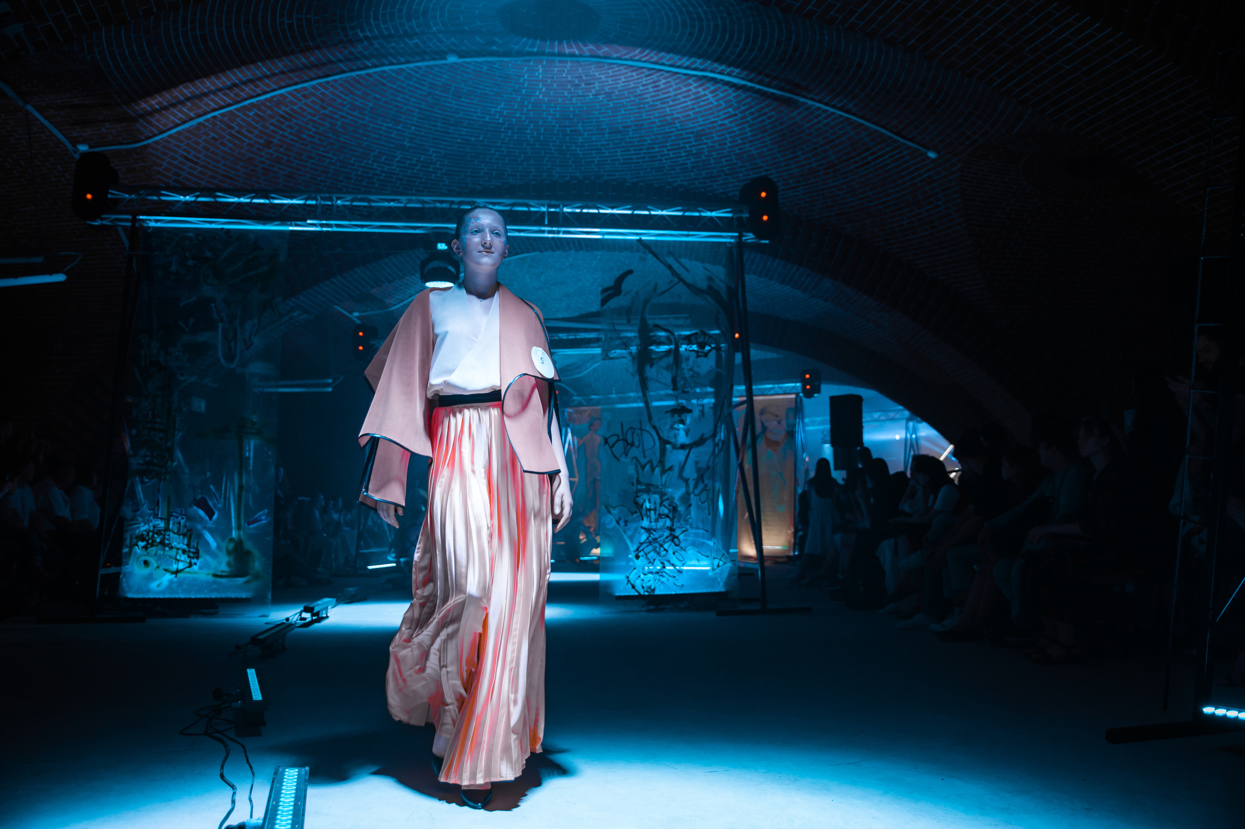 Депо 23.06.19 показ студентов МХПИ. Фотограф в Москве Юля Сова