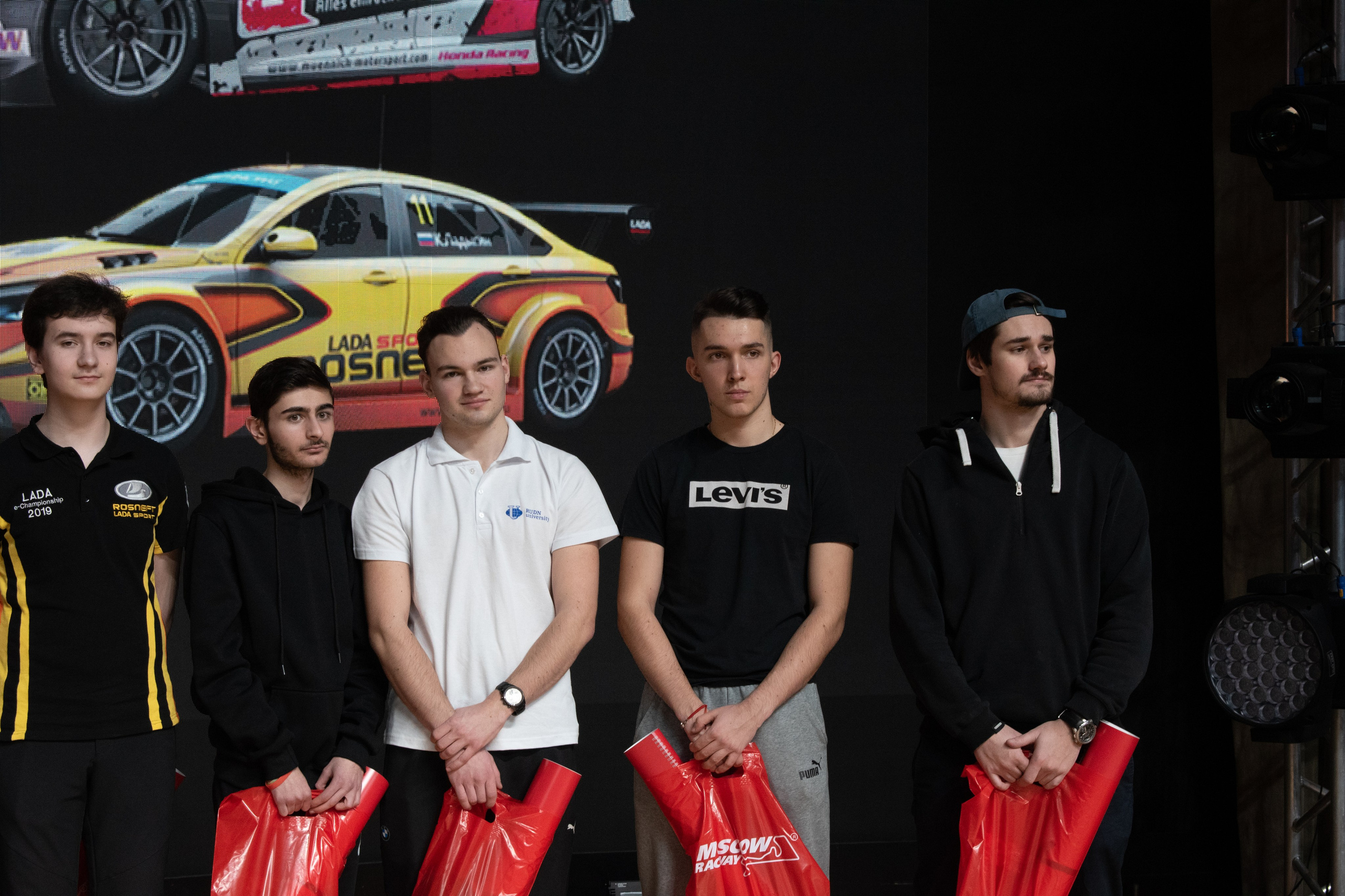 RaceRoom — Командный турнир среди ВУЗов города Москвы | 22.02.20. Репортажный фотограф Сыбер Мартти