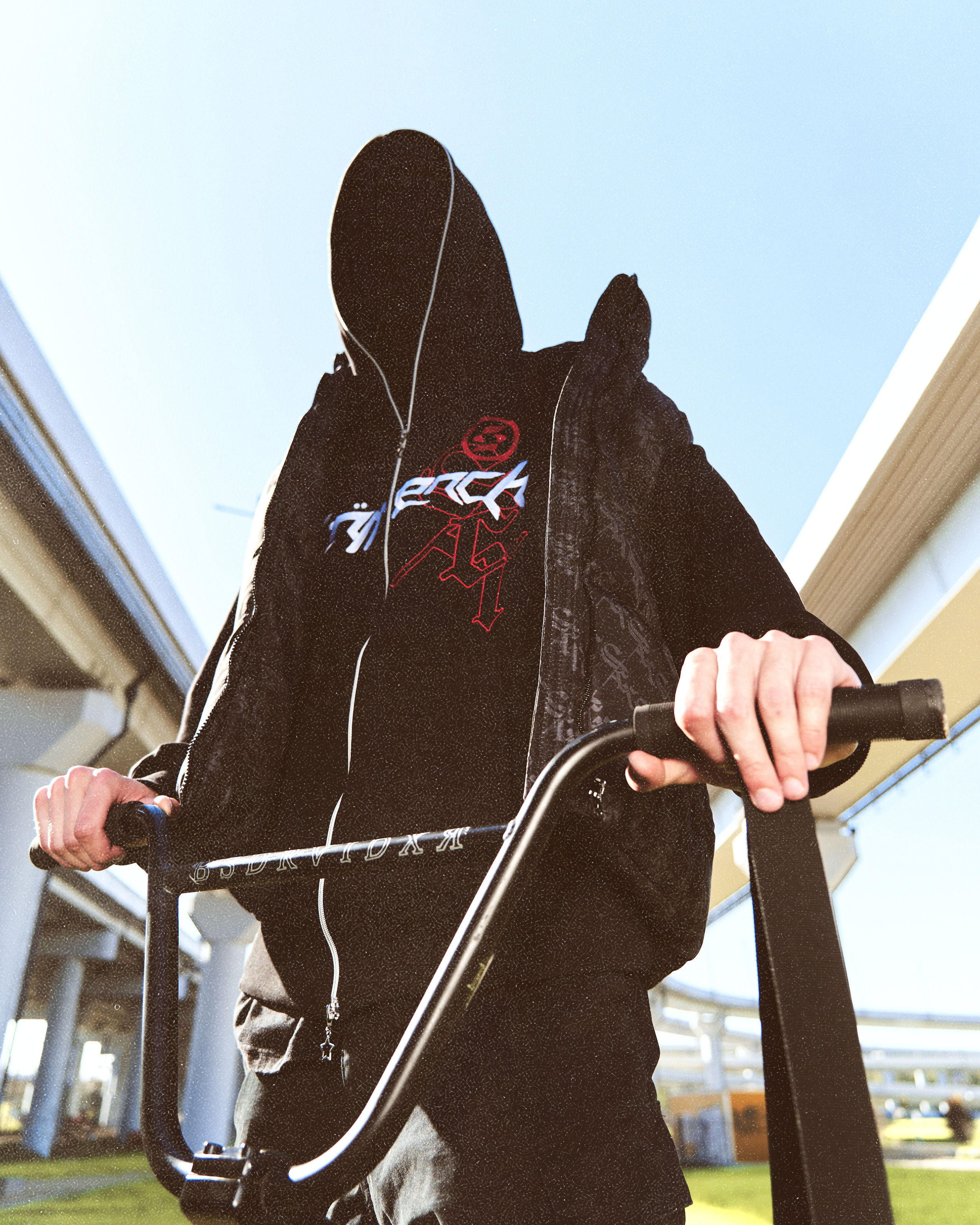 SCRMERCH — LOOKBOOK. DINIS MUSTAFIN | PHOTOGRAPHY