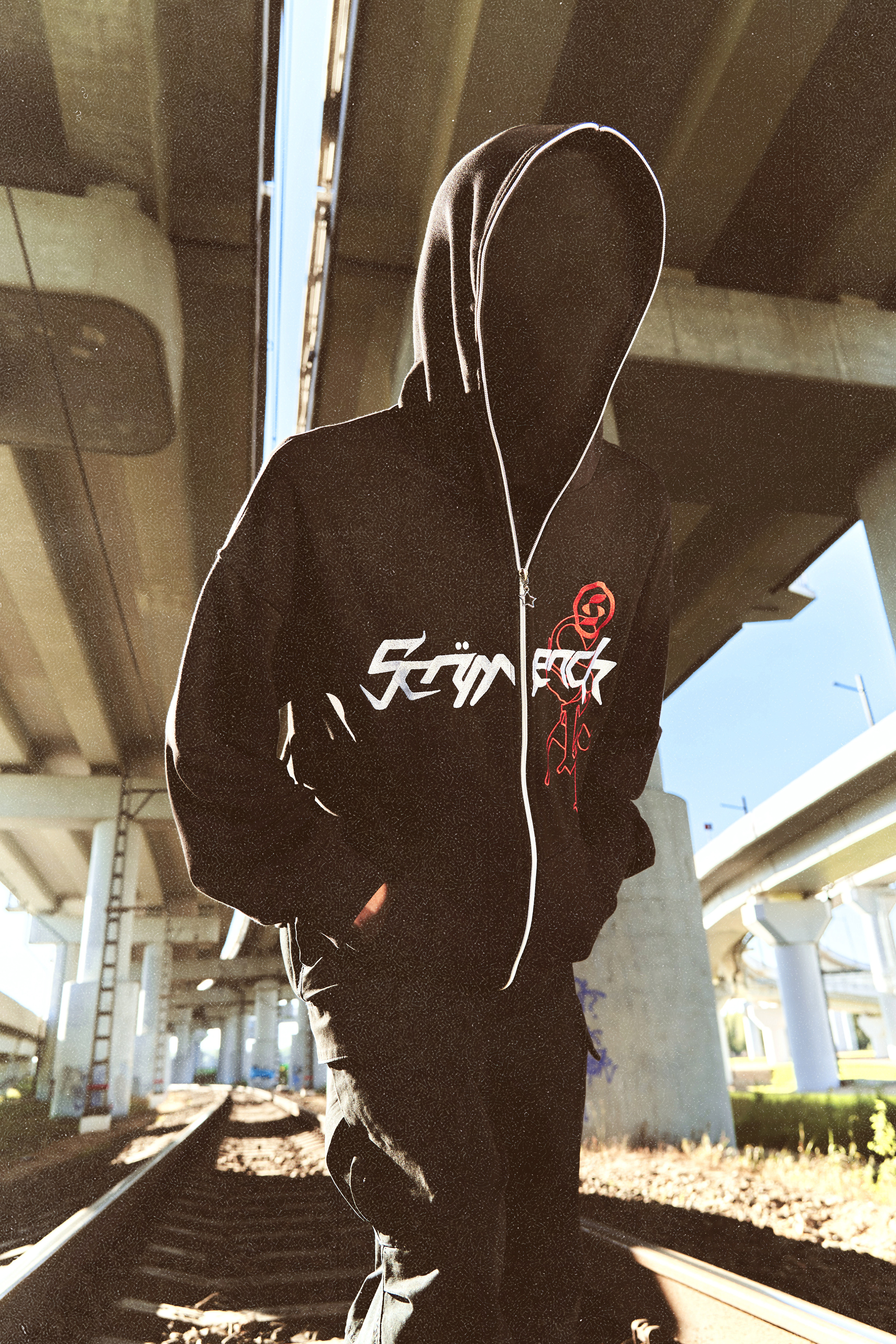 SCRMERCH — LOOKBOOK. DINIS MUSTAFIN | PHOTOGRAPHY