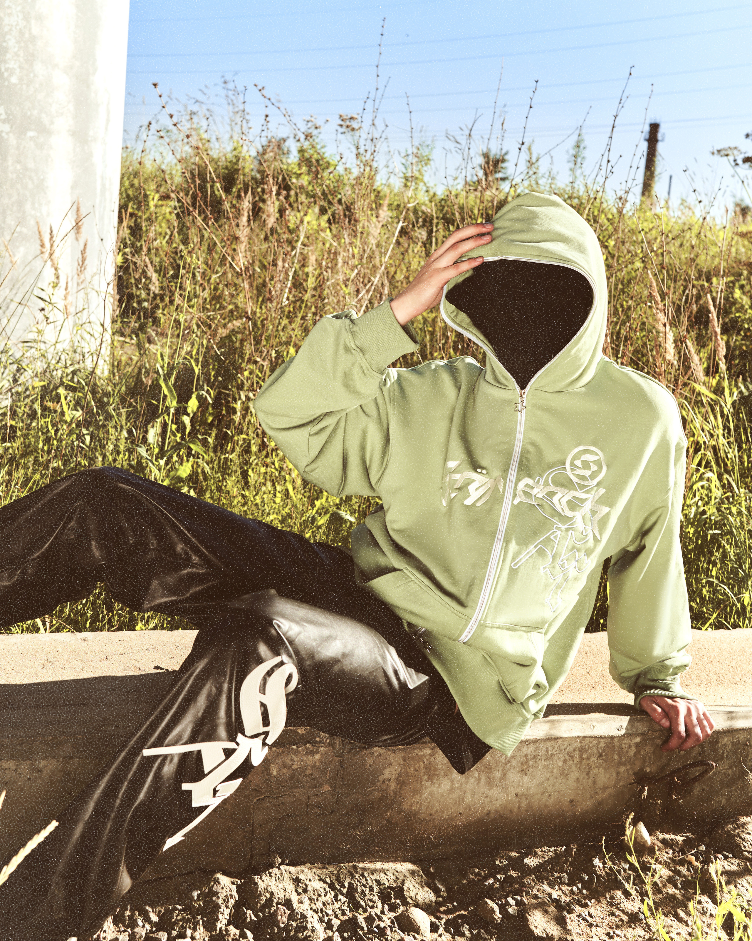 SCRMERCH — LOOKBOOK. DINIS MUSTAFIN | PHOTOGRAPHY