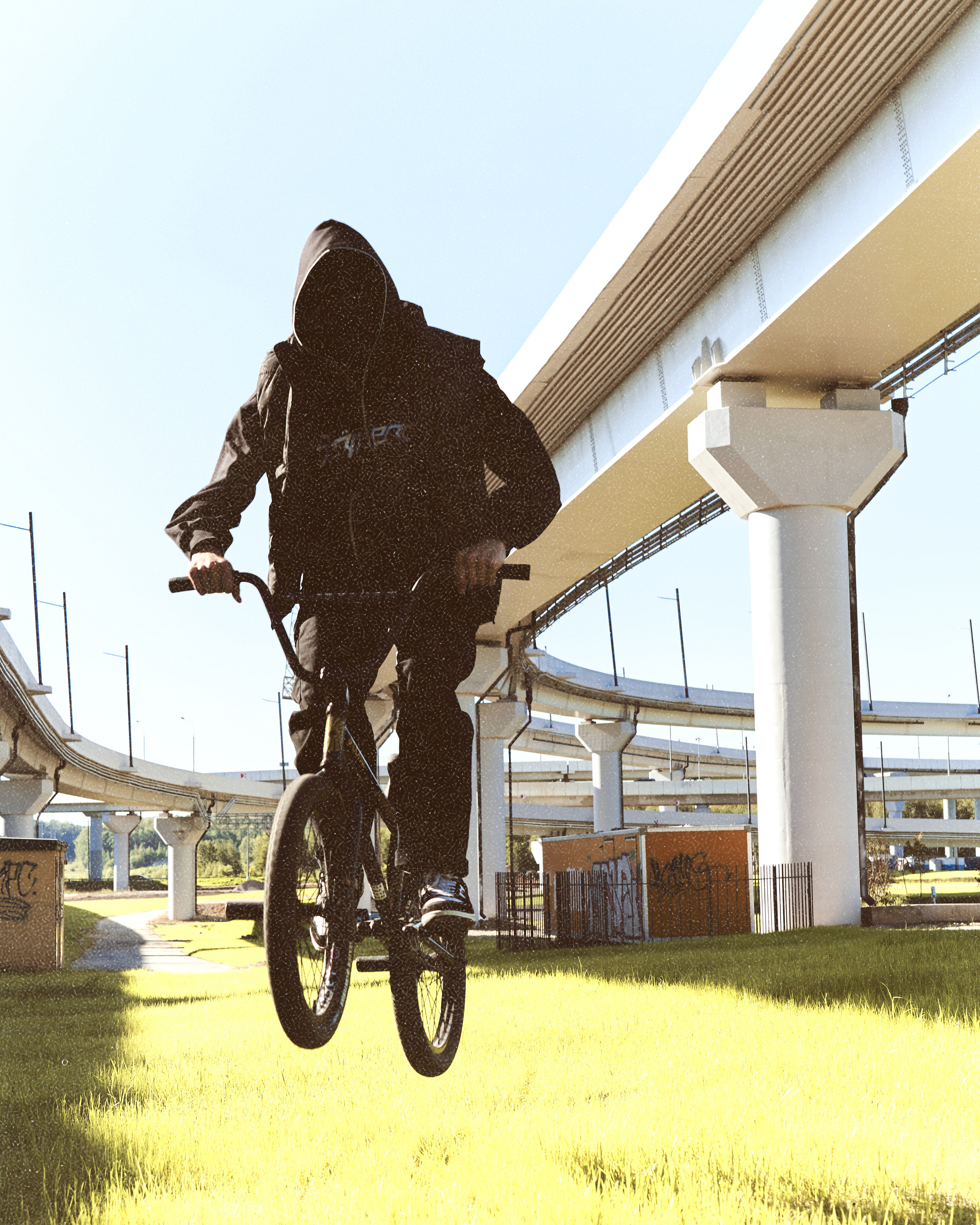 SCRMERCH — LOOKBOOK. DINIS MUSTAFIN | PHOTOGRAPHY