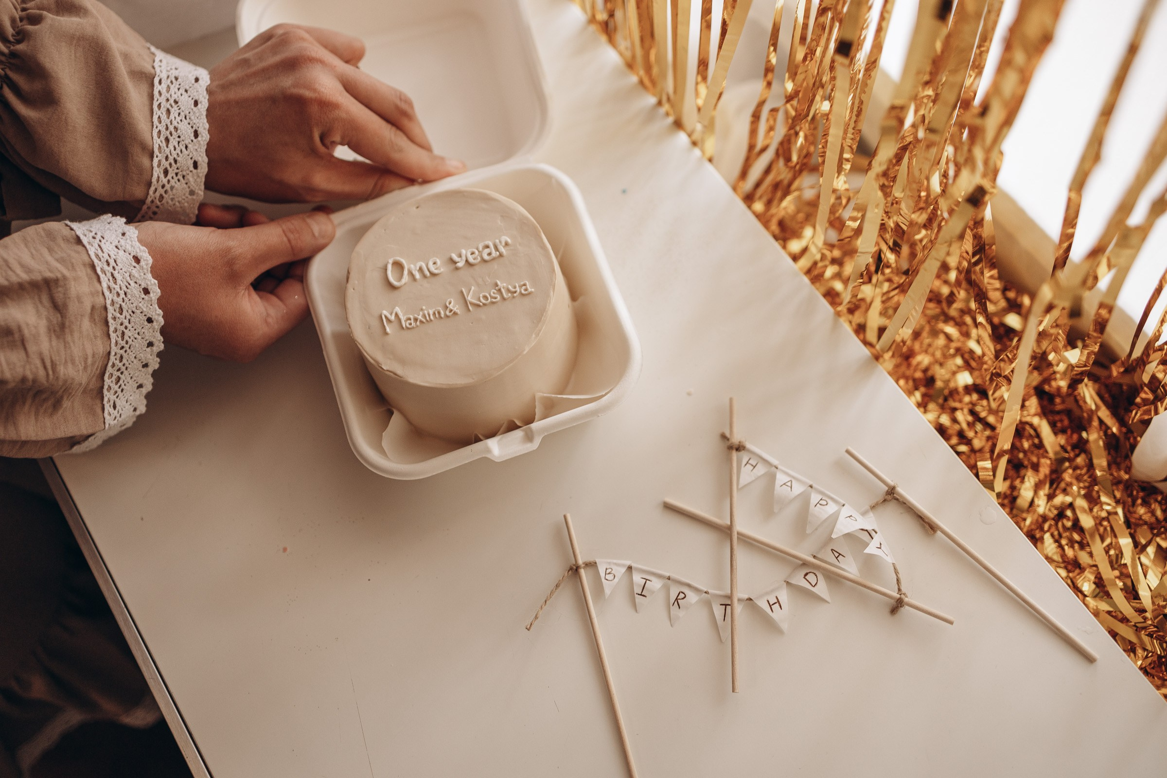 Первый тортик близнецов. Семейный Фотограф в Москве Евгения Симоненко