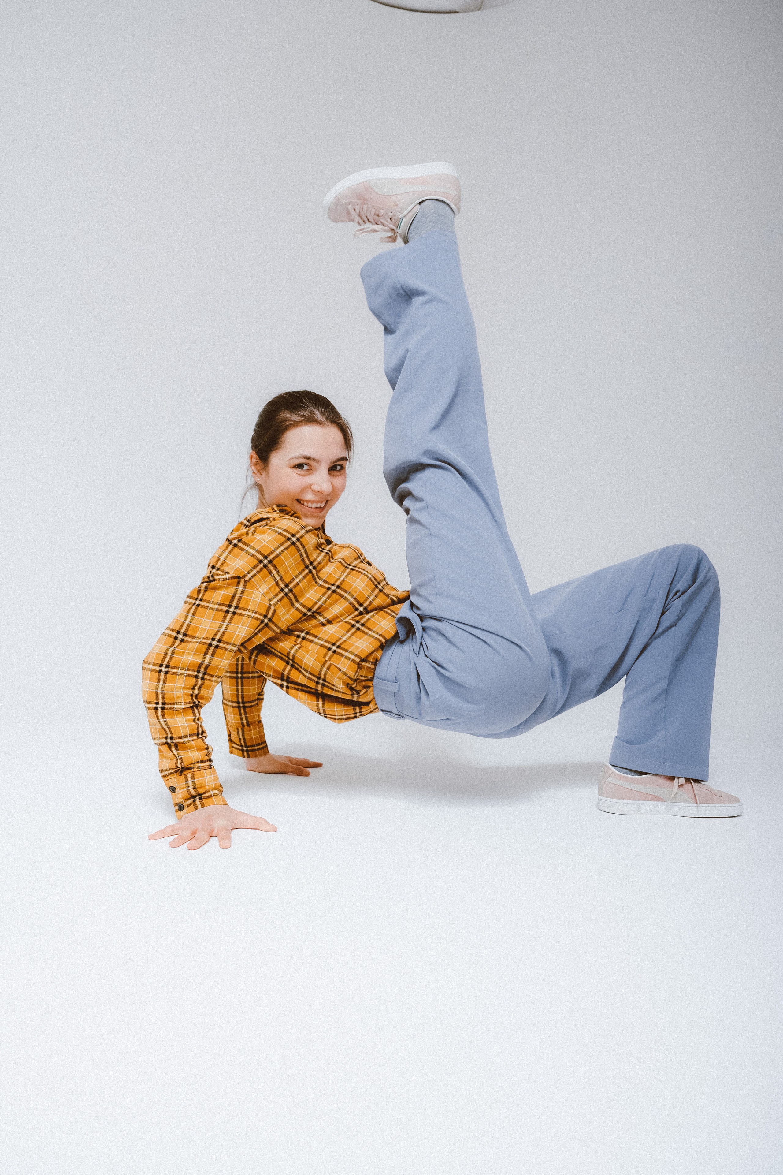 ANYA. ГЛАВНАЯ