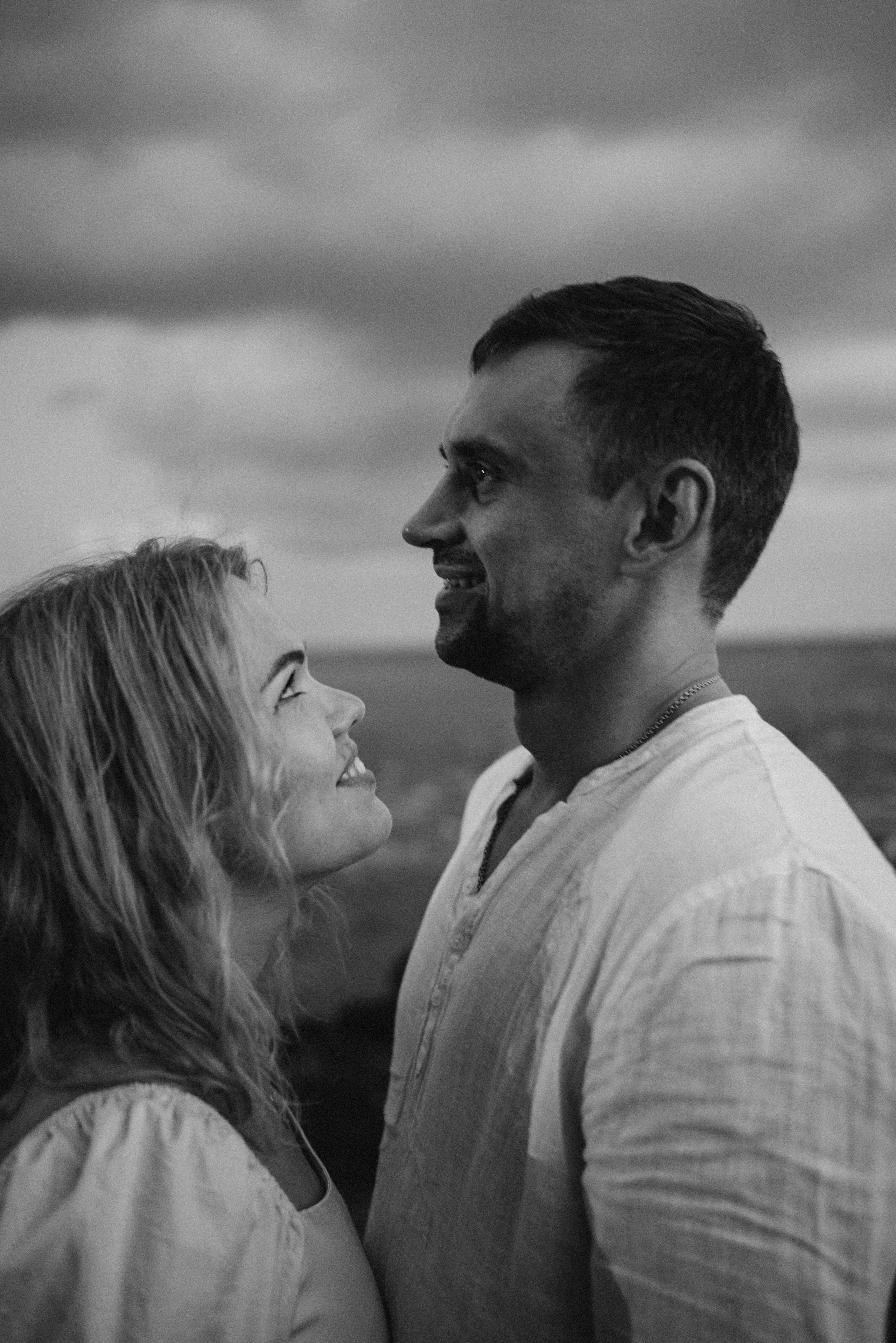 Съемка пары на море. Портретный и свадебный фотограф в Тбилиси • xeniqo