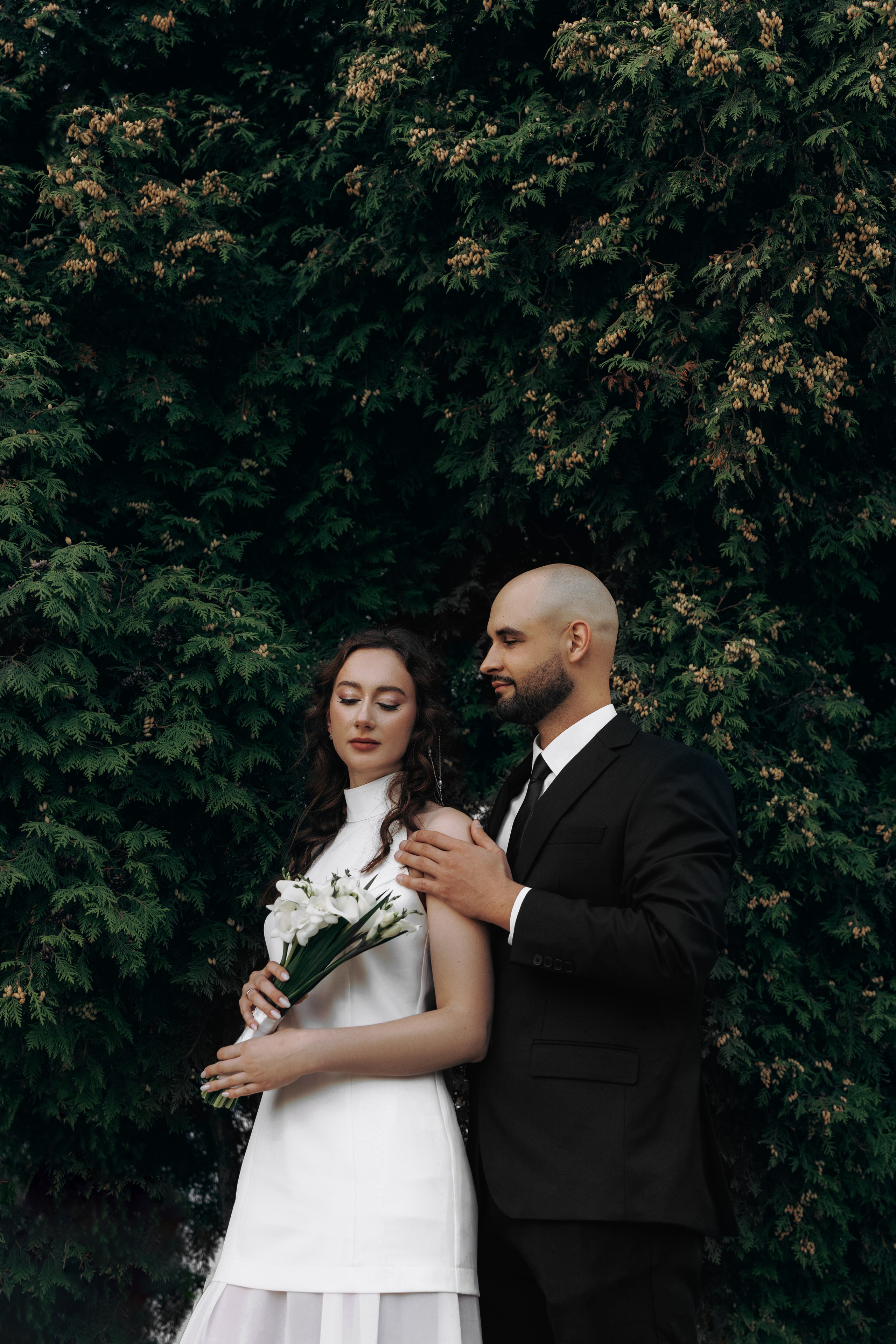 Любовь на фоне старого аэропорта. Ваш семейный фотограф в Минске — Вика Трегубова