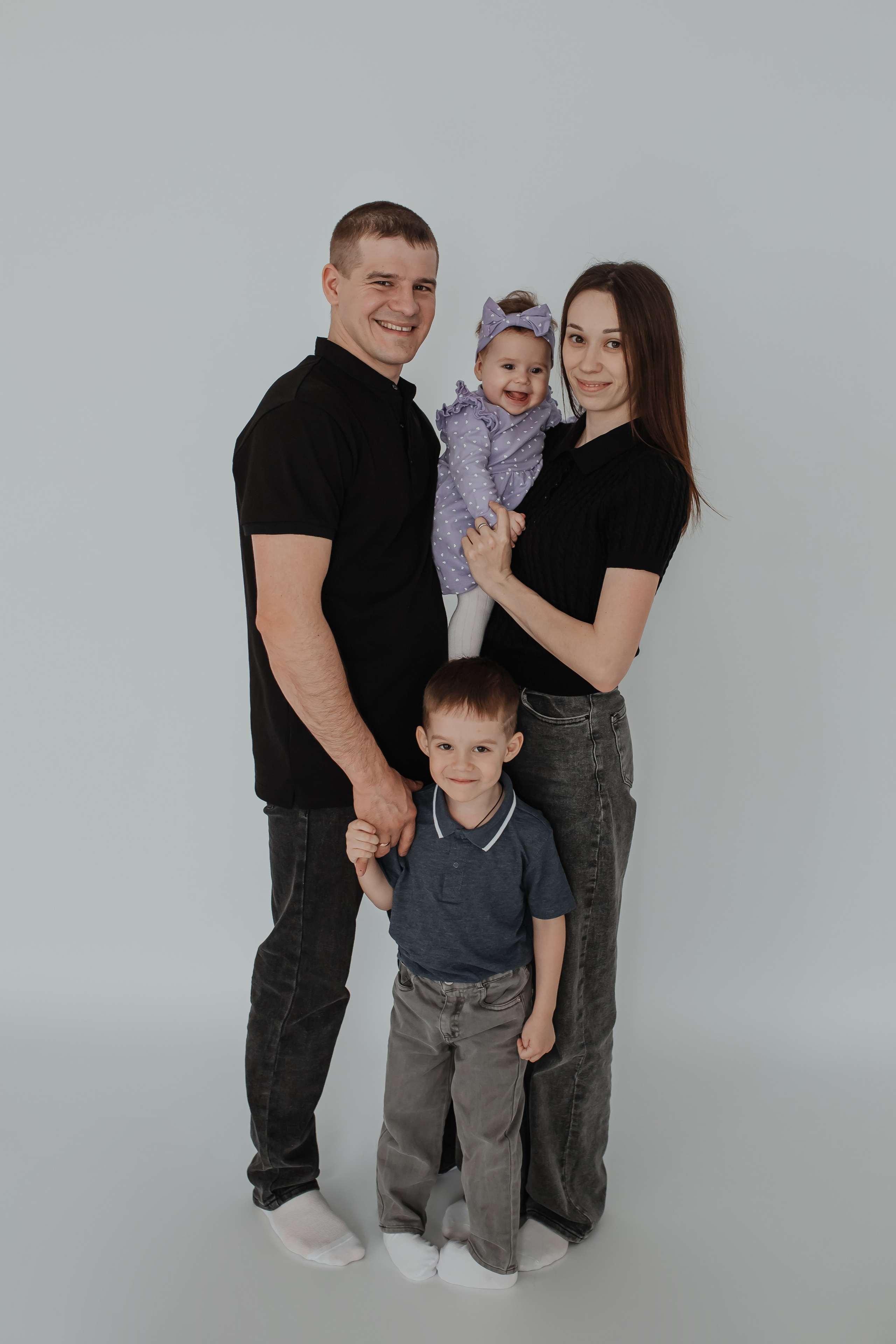 Вика, Миша, Костик и Полина. Фотограф Arina Elatova