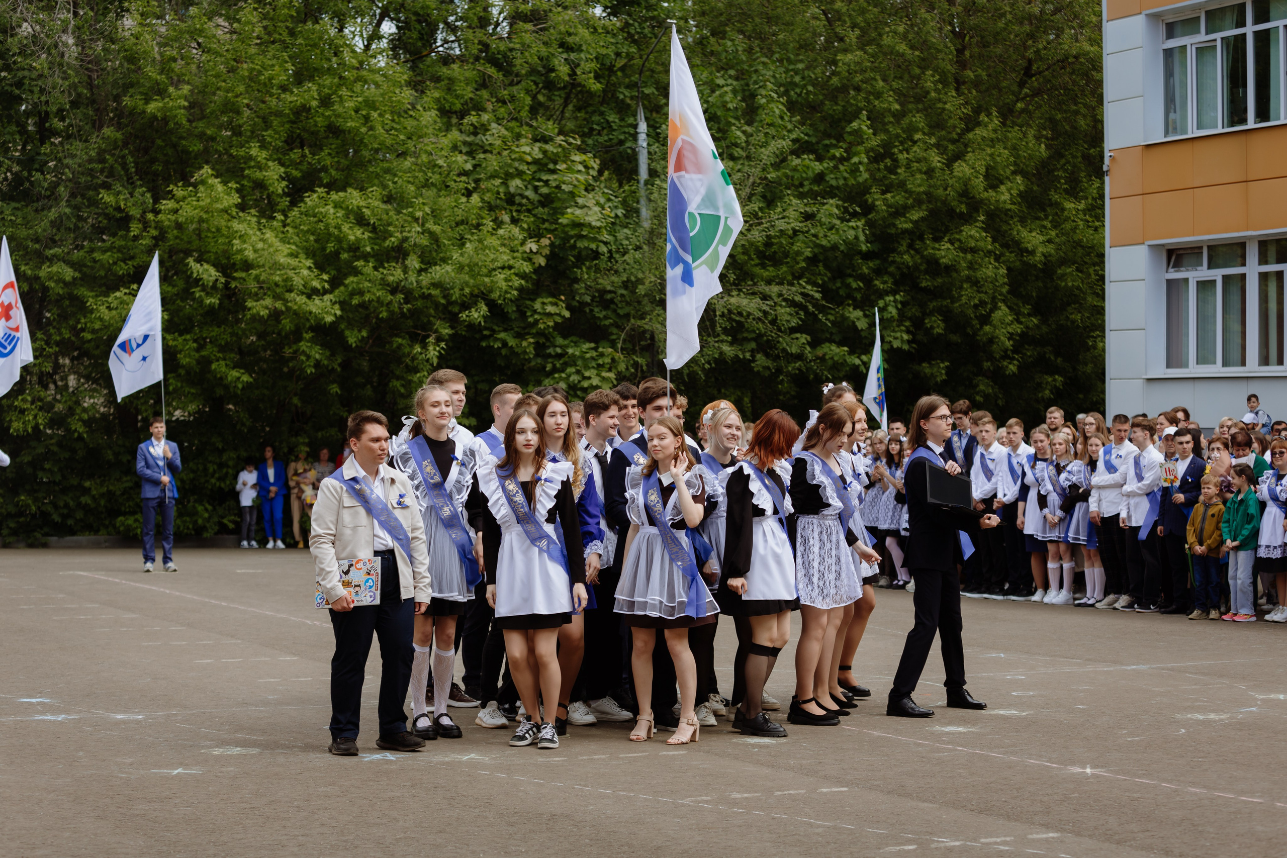 Последний звонок 2024 (3 часа фотосъемки). Профессиональный фотограф Надежда Антонова