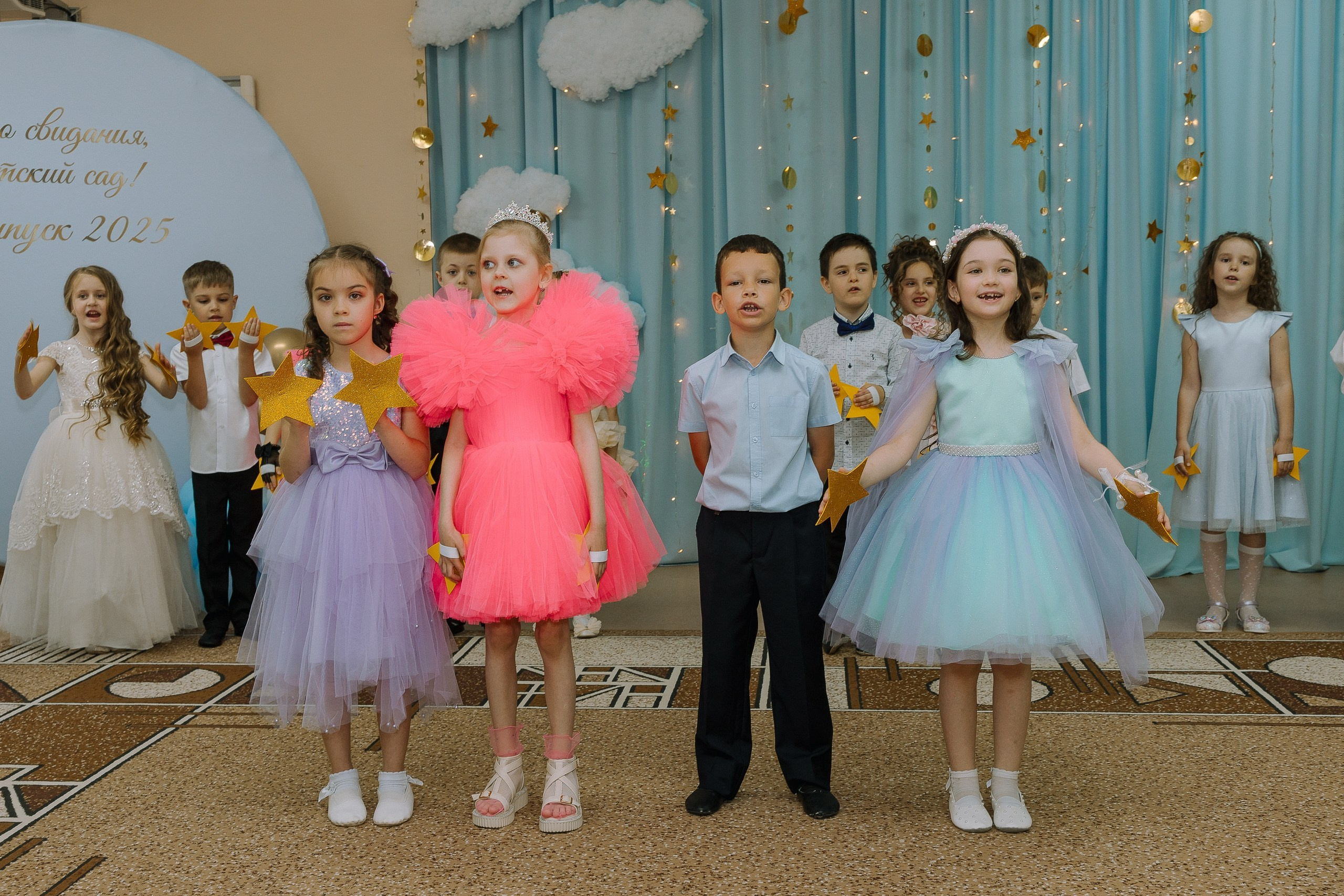 Выпускной в ДС -29. Выпускные альбомы Натальи Бутко: Новороссийск, Анапа, Геленджик