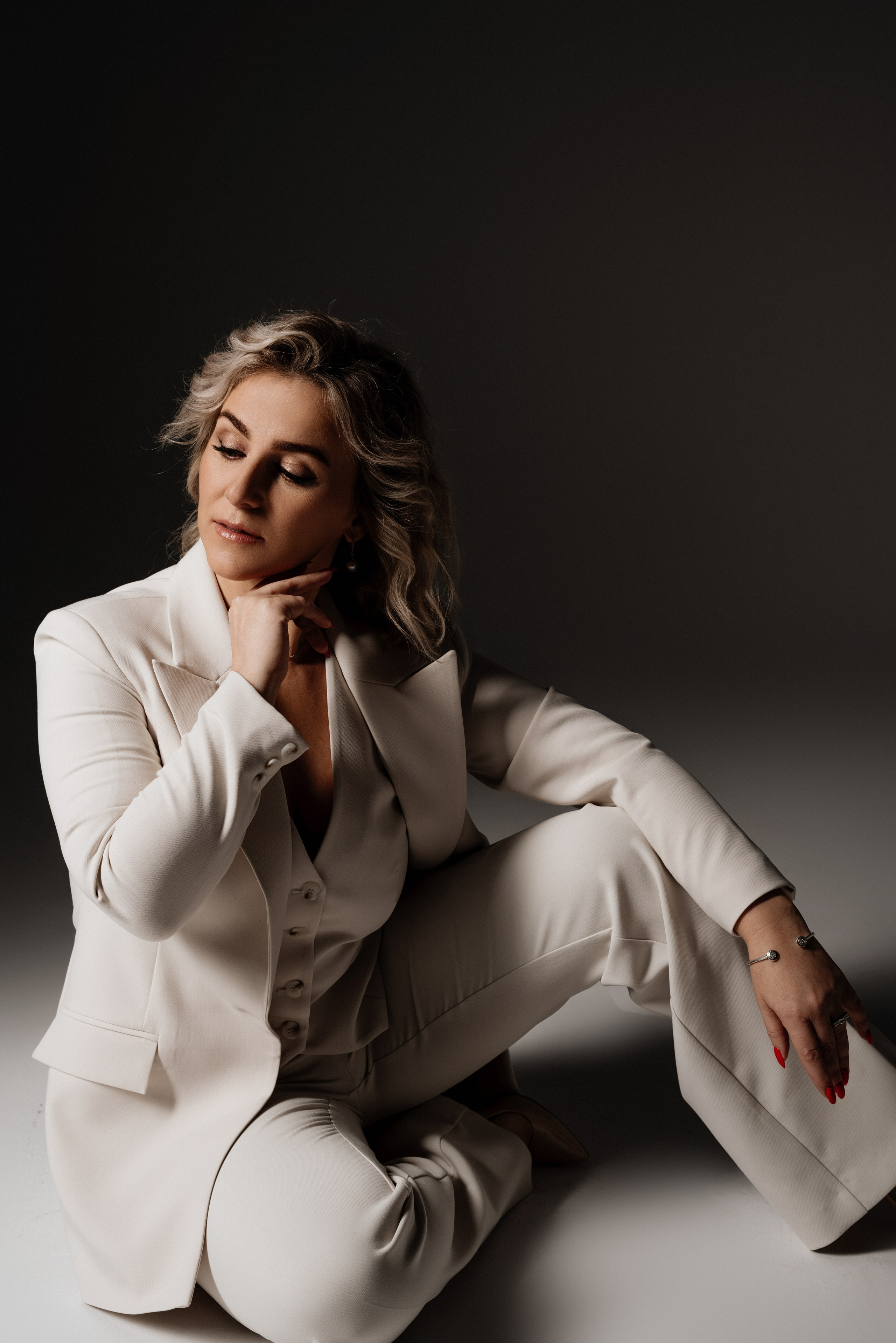 Студийная на циклораме. Фотограф Алексин, Тула