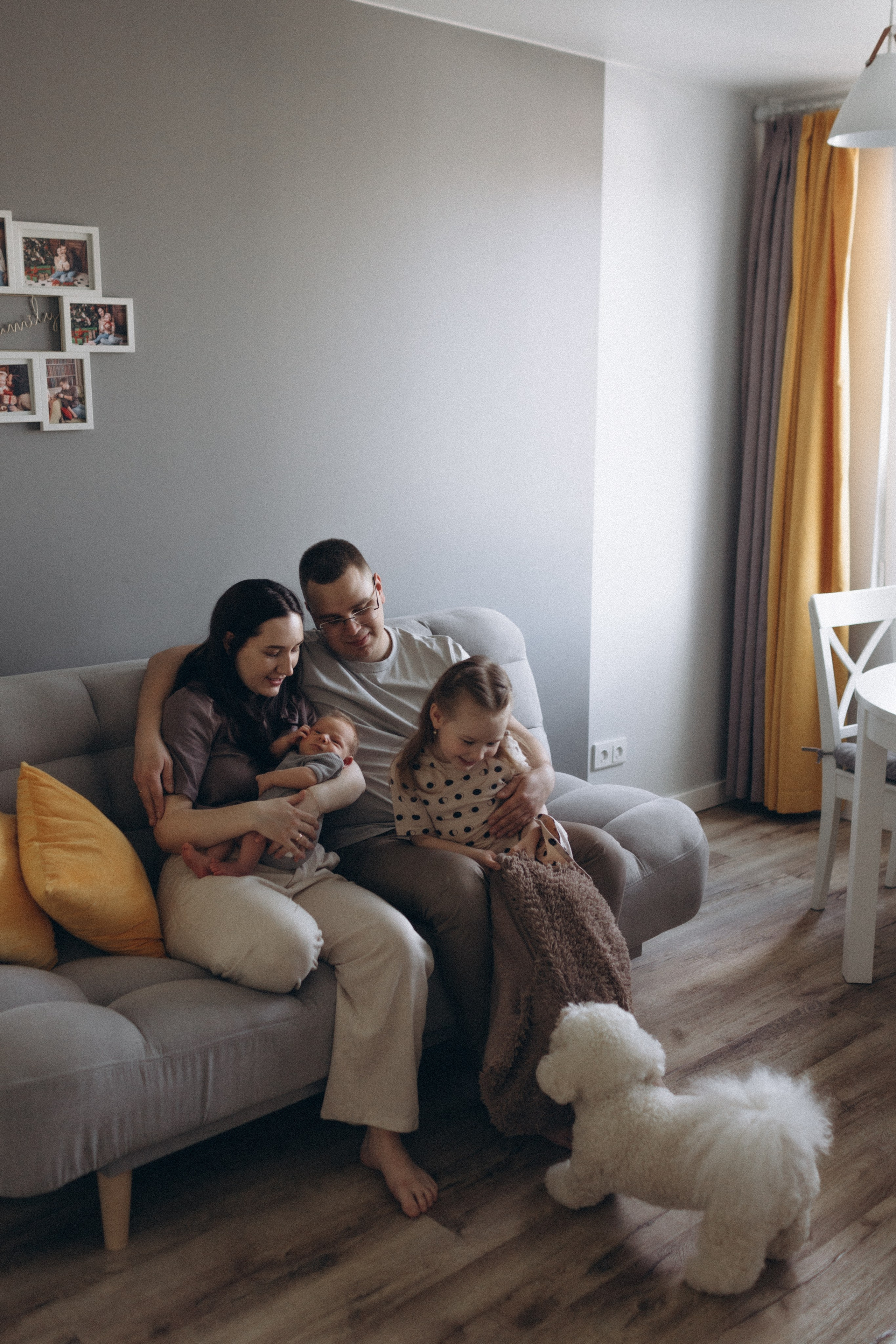 Про Настю, Вадима, Василису и маленького Тимофея. -