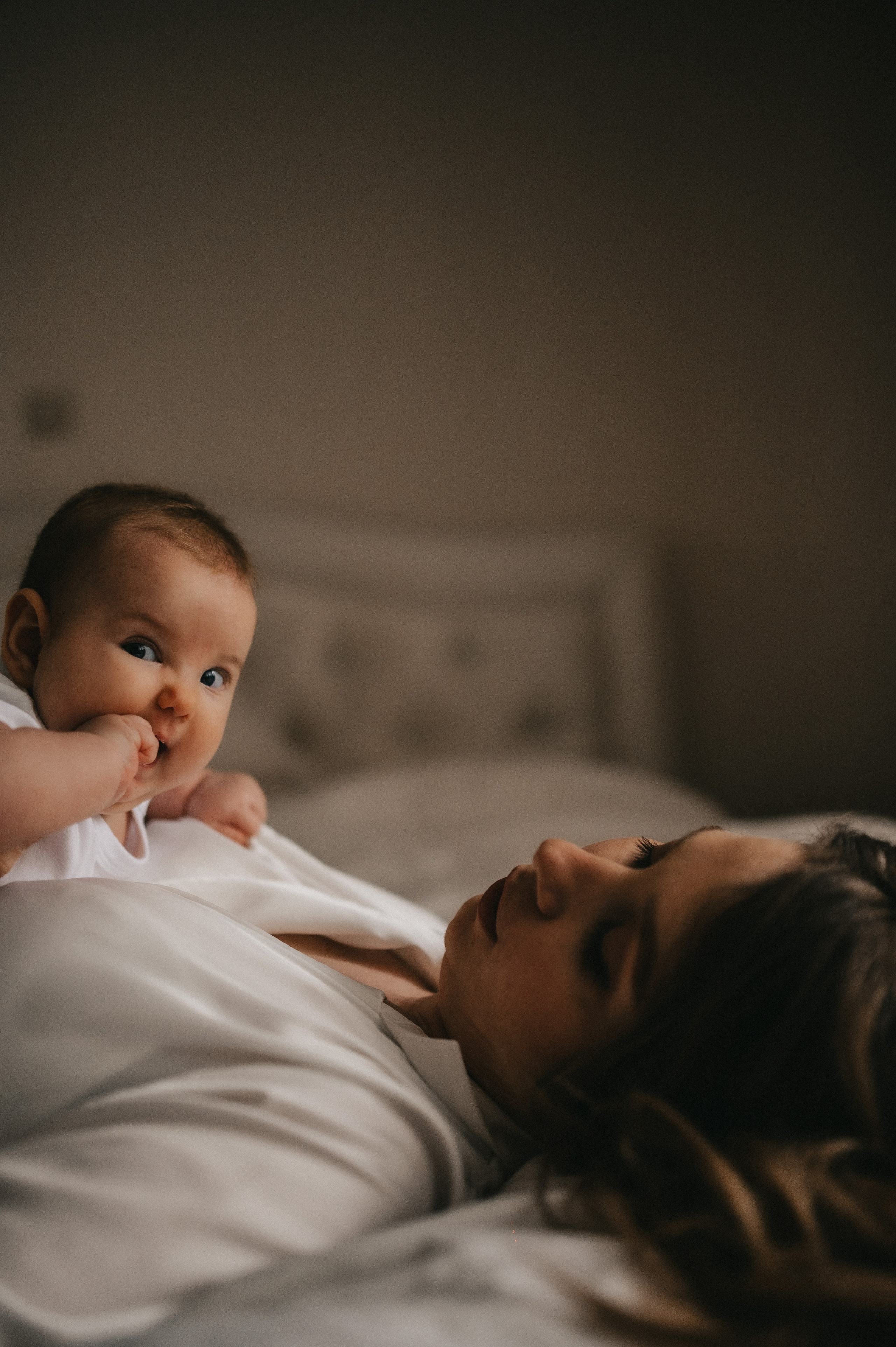 Сергей, Оксана и Алиса дома. Семейный и свадебный lifestyle-фотограф в Москве Мария Петрова