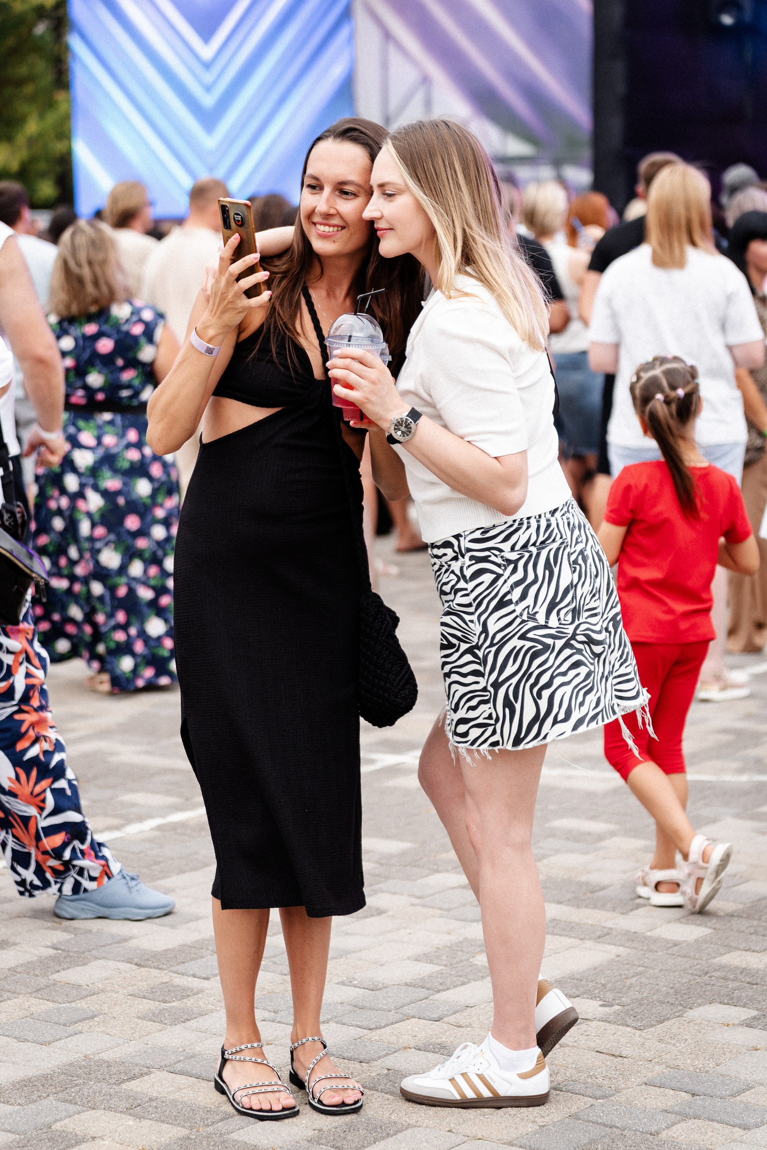 Лёша Свик • Банд’Эрос • Олег Майами • Filatov & Karas. Свадебный и репортажный, фуд фотограф в Новороссийске Евгений Александриди