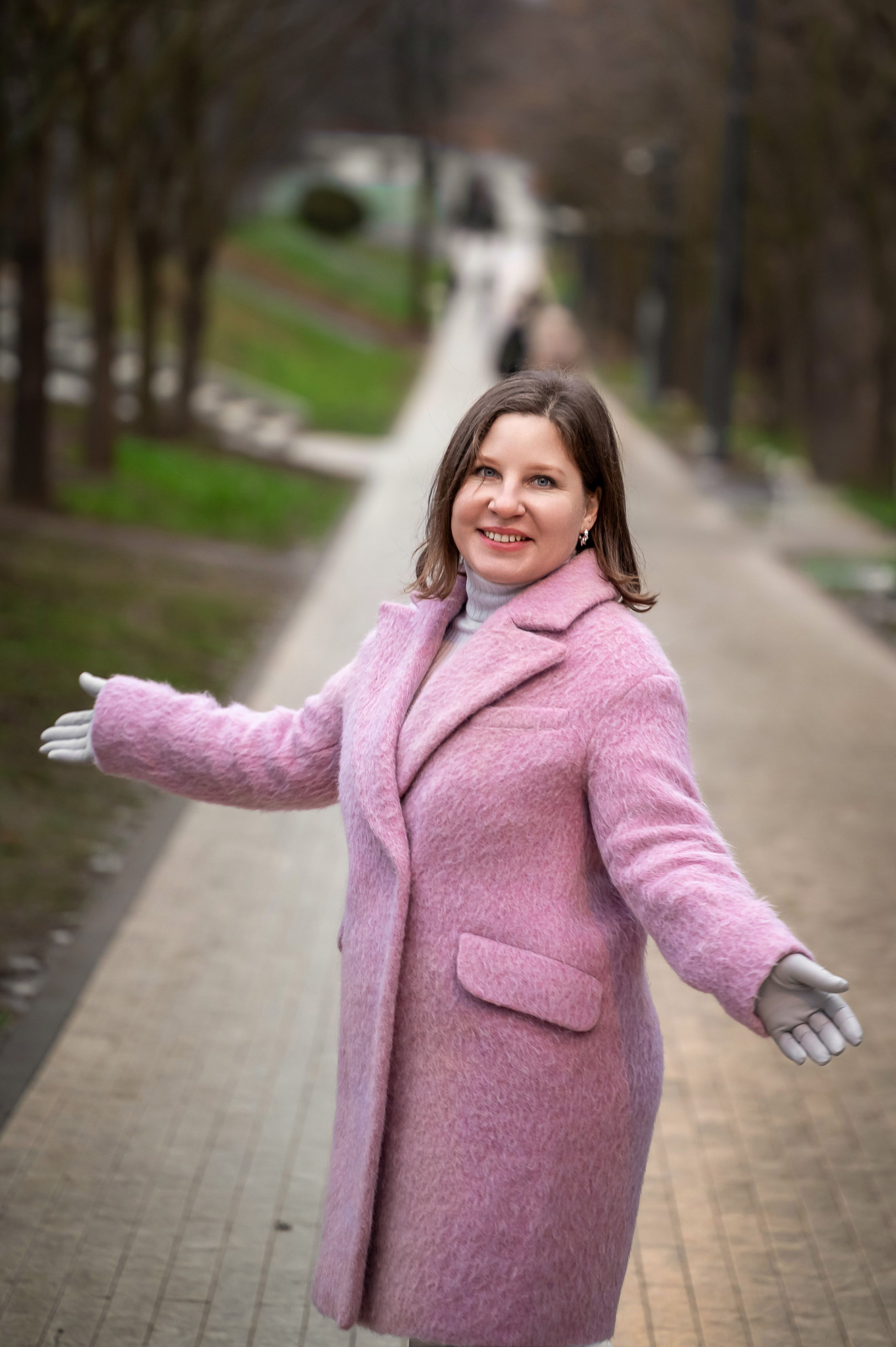 ФОТОСЕССИЯ НА ПРОГУЛКЕ В СОКОЛЬНИКАХ ДЛЯ НАДЕЖДЫ. Портретный фотограф в Москве Евгений Кемайкин