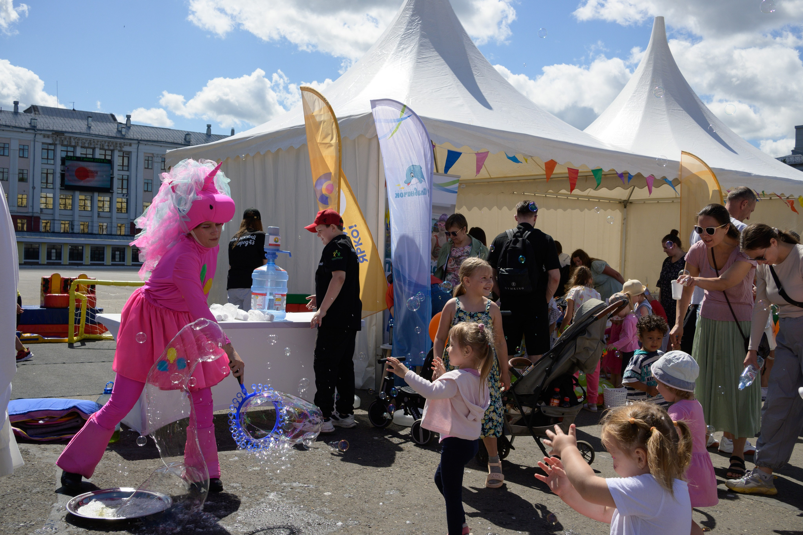 Семейный фитнес-фестиваль «Живи ярко»