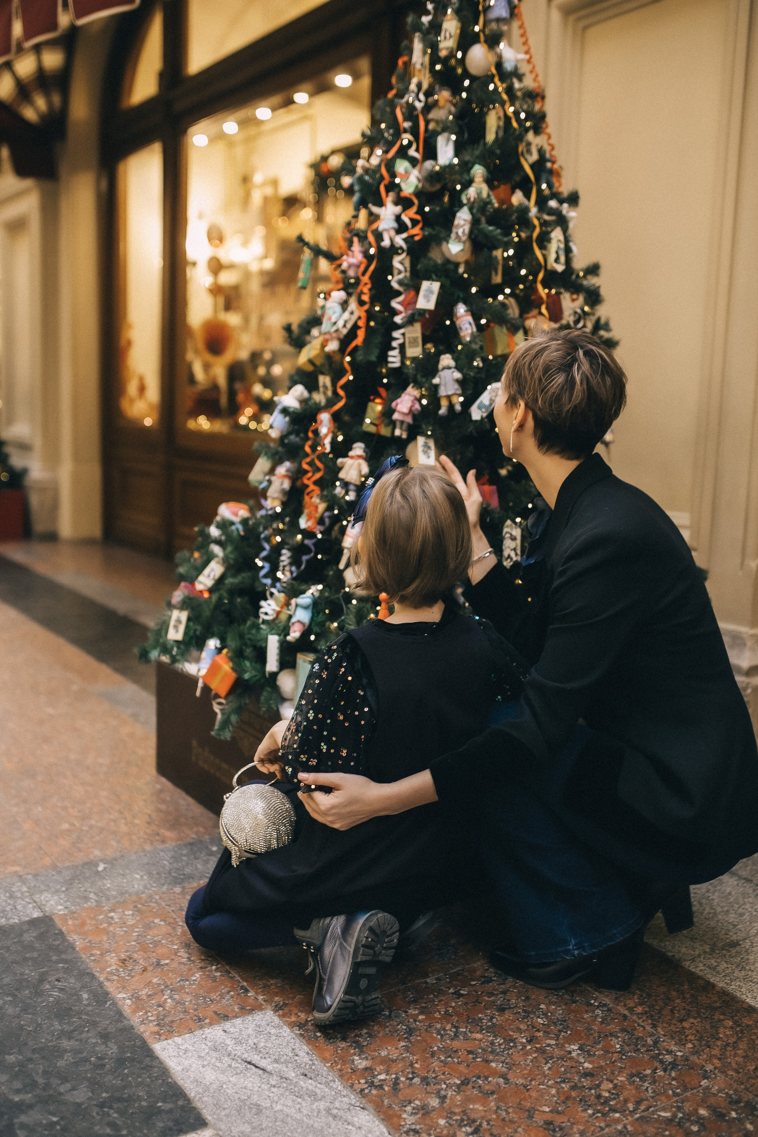 Новогодний ГУМ. Надя и Алиса!. Профессиональный фотограф, Москва |Видное Елена Елизарова