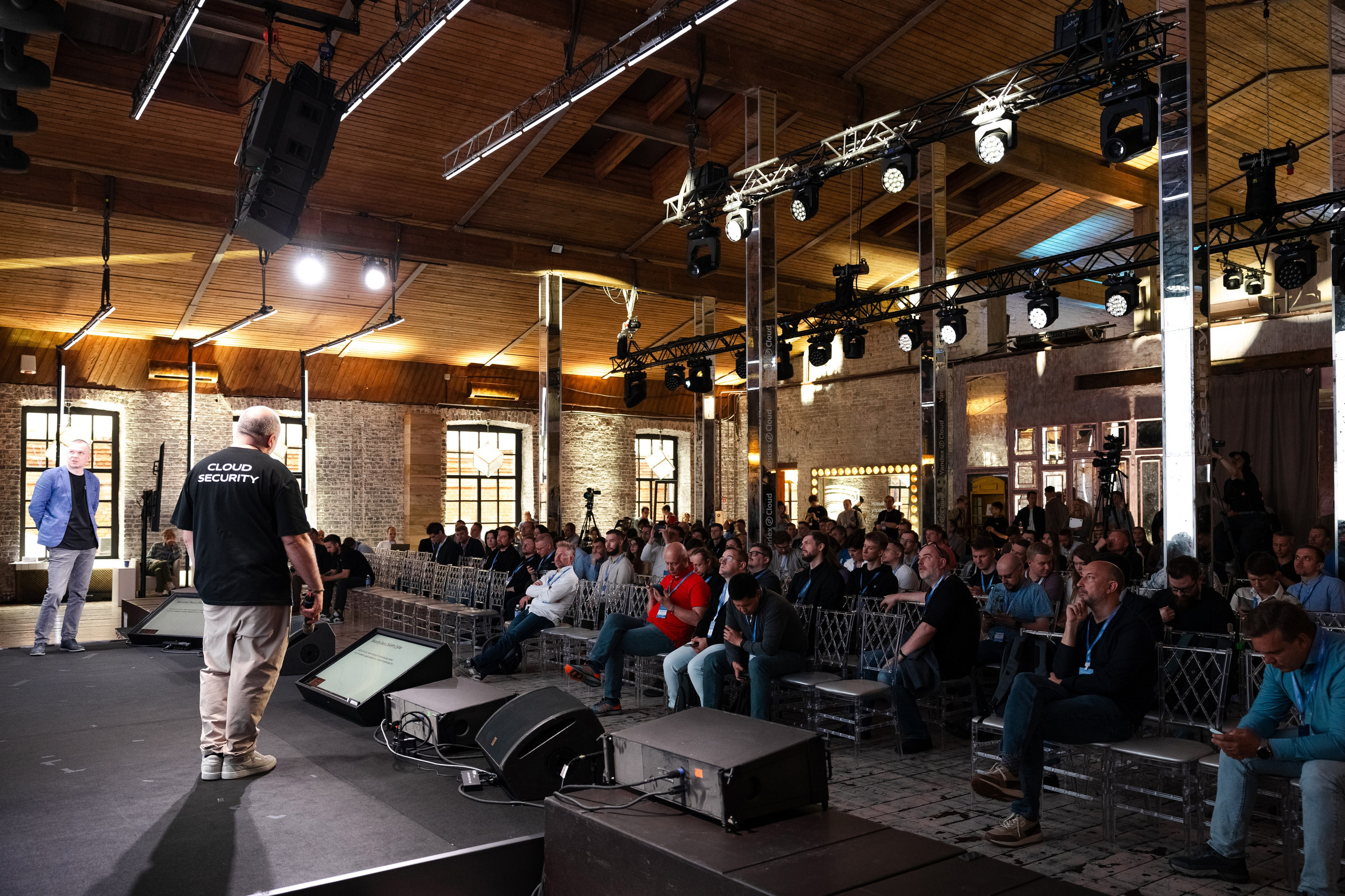 Cloud Security Day. Свадебный репортажный фотограф в Москве