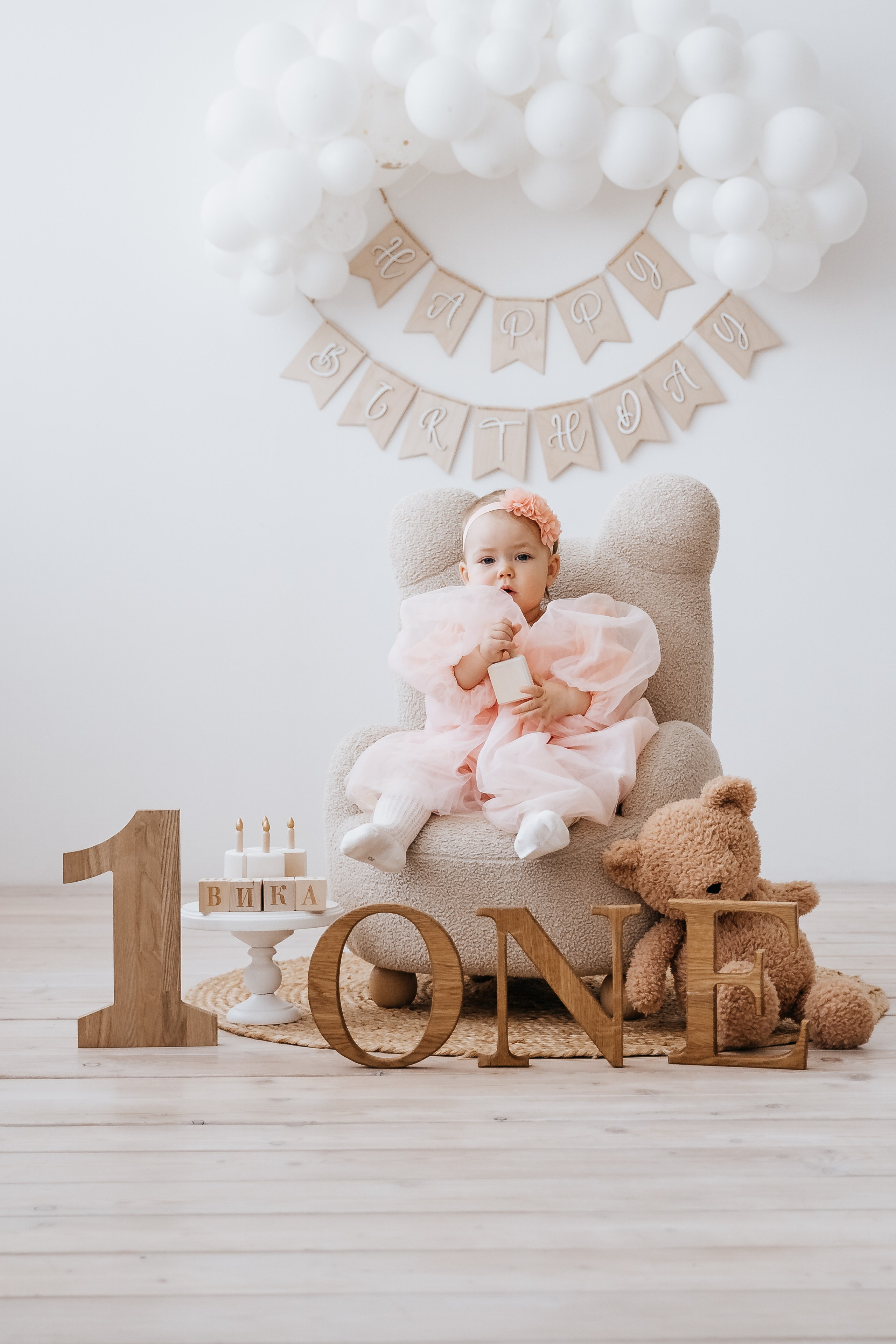 Работы штатного фотографа. Детская фотостудия «PRODETSTVO»