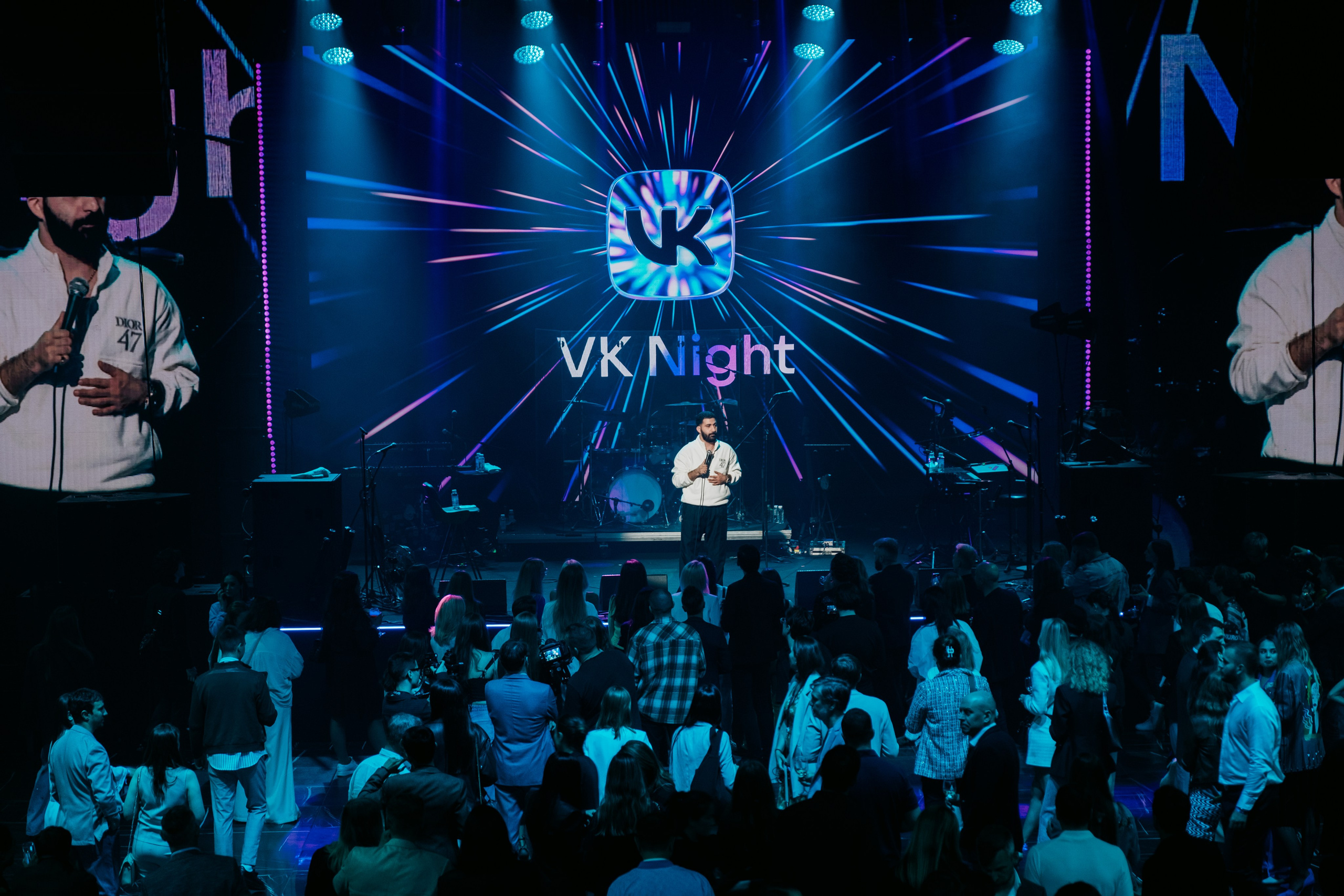 VK NIGHT SPb. Репортажный и портретный фотограф в Москве Илья Спиридонов