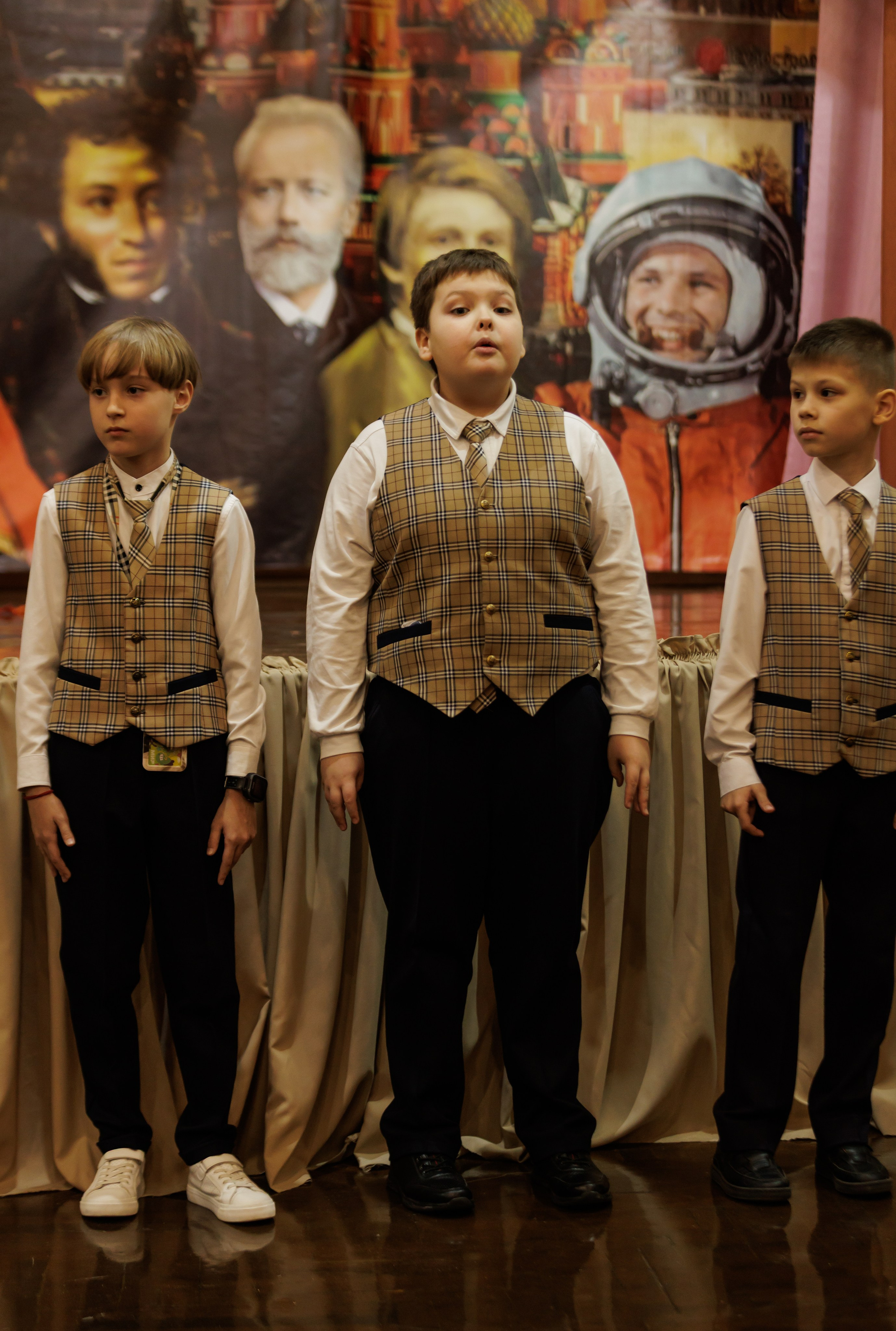 Жемчужинка гимназии 80 — 2025. Фотограф в Нижнем Новгороде, Дзержинске Олеся Хозяева