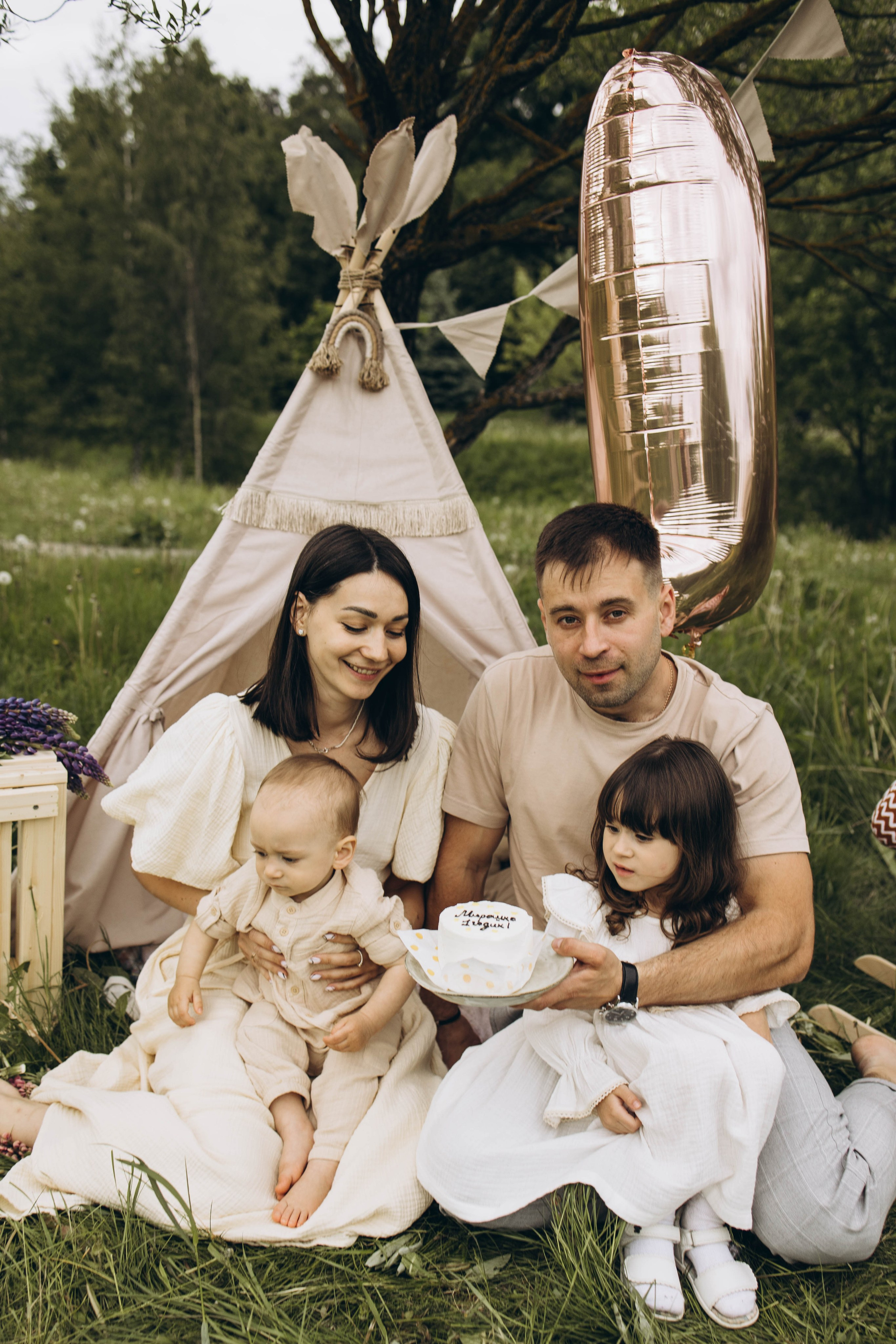 Маша, Женя, Ариана и Мирон. Семейный фотограф в Москве Виктория Ястребинская