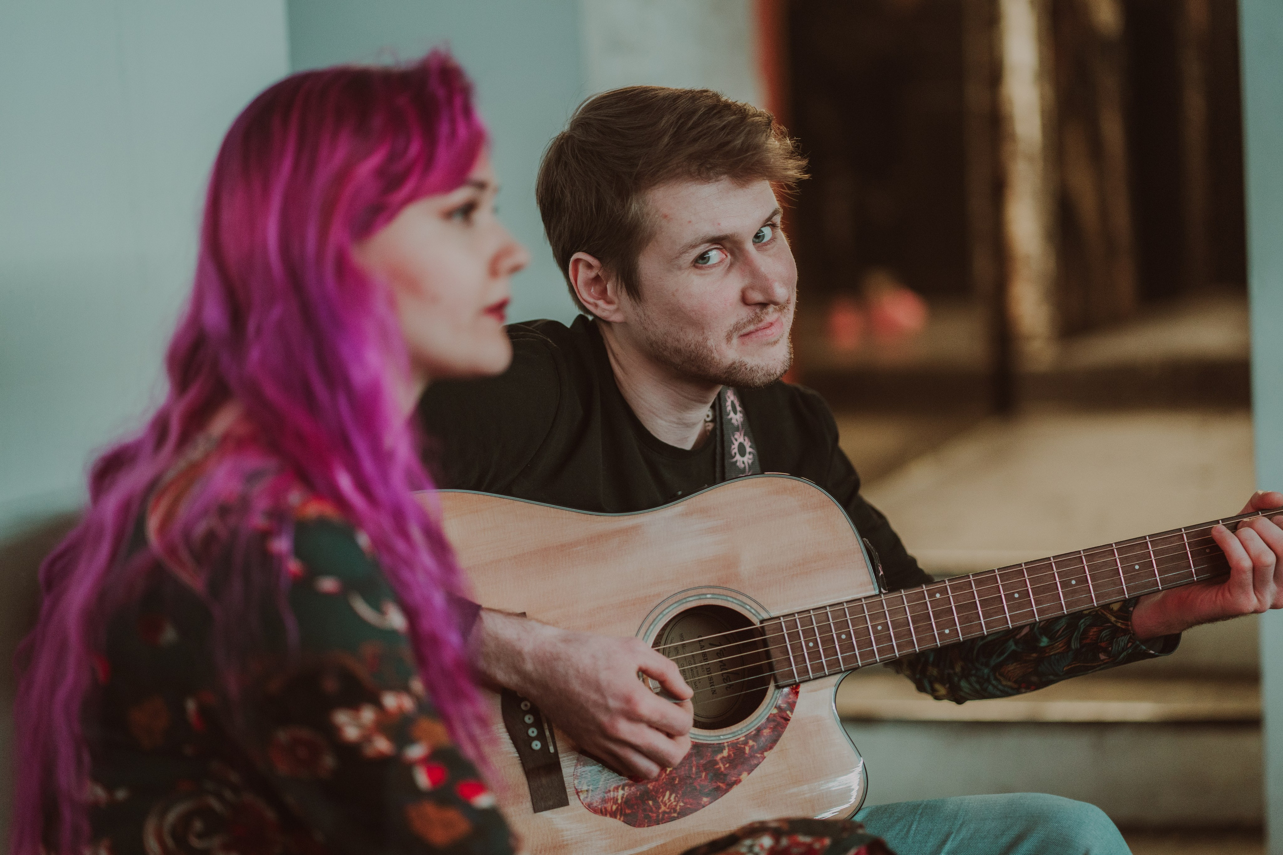 Презентация поэтического сборника. Творческие фотосессии в Москве. Фотоальбом лидера группы ЯЛО