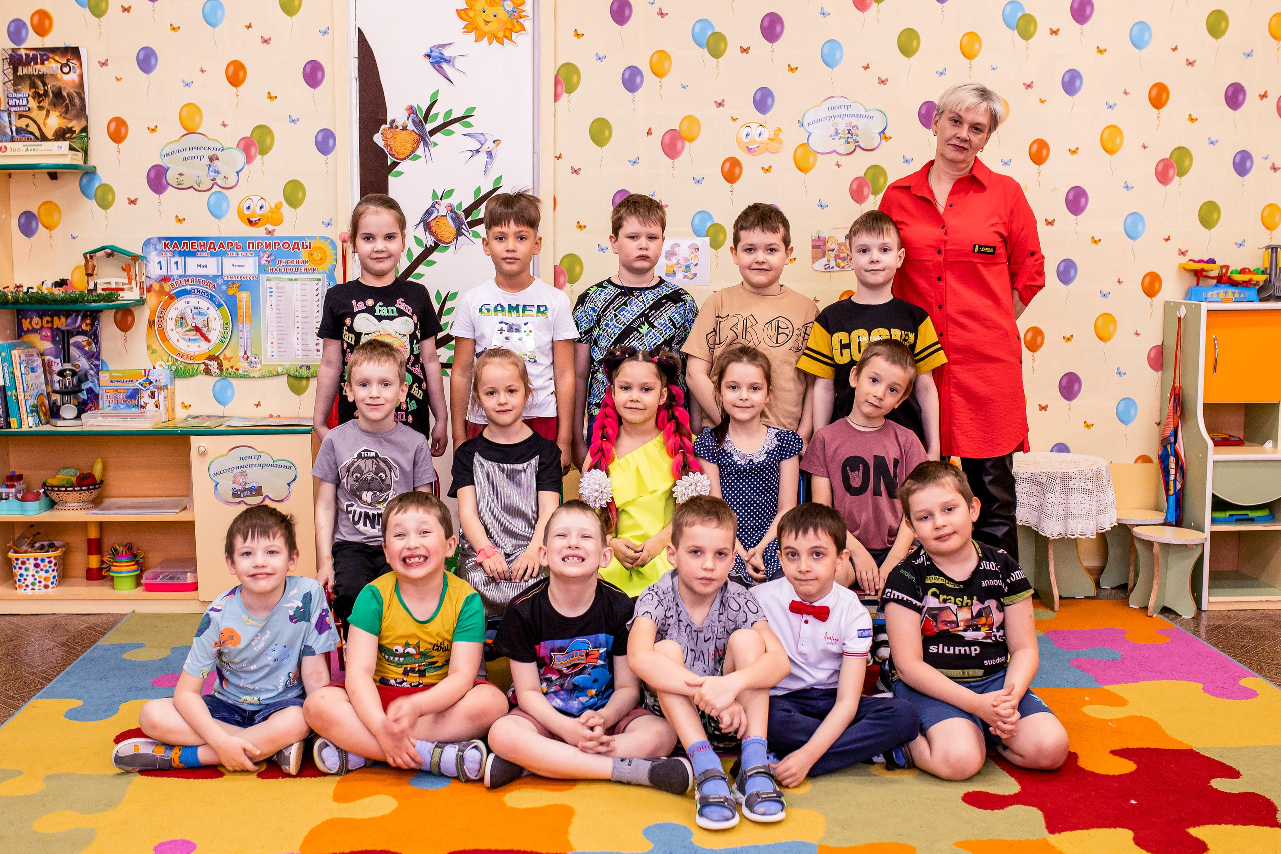 Выпускница Милена с группой. Семейный и детский фотограф город Тында Дарья