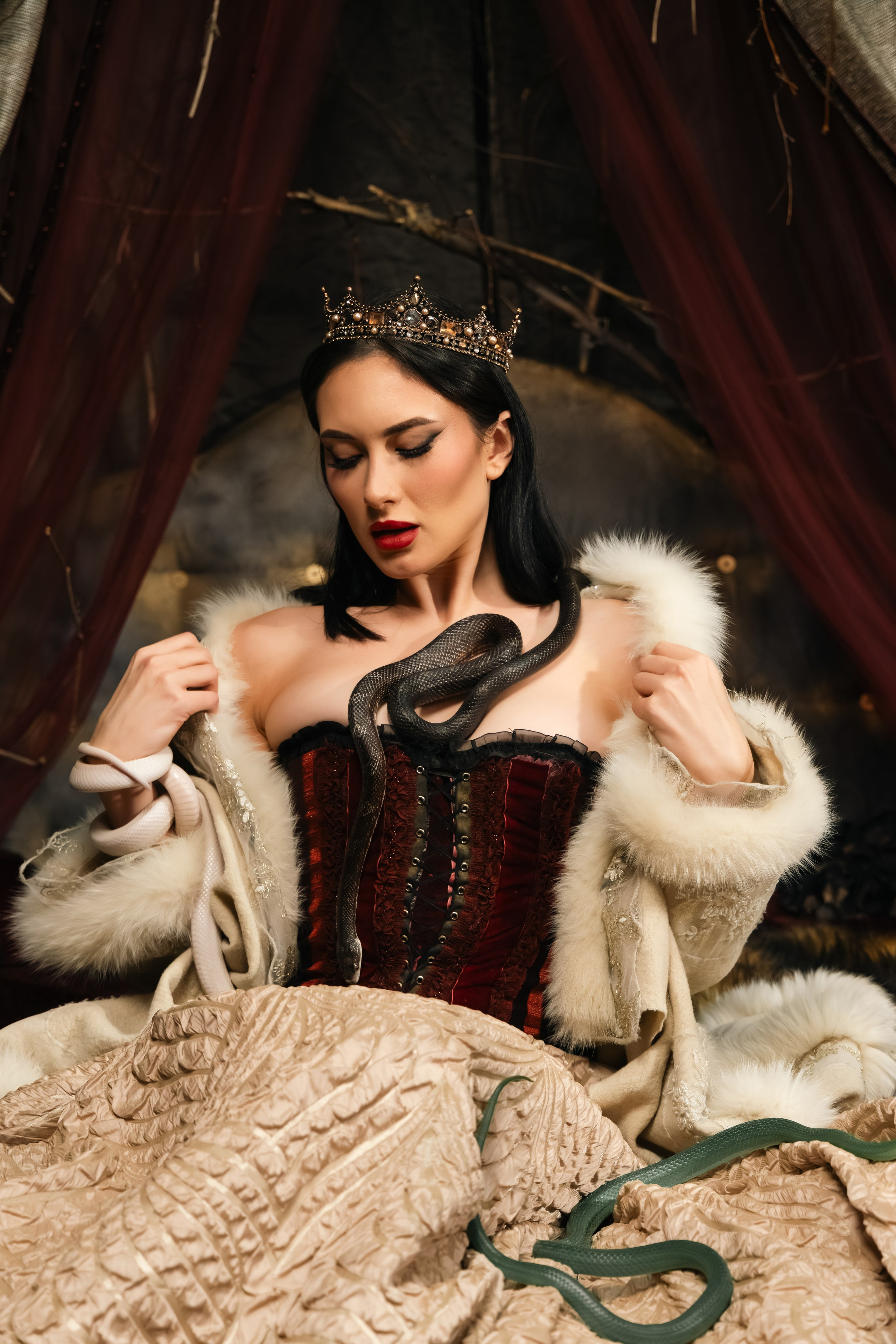 «World Fashion Magazine» фотосъёмка для журнала. Photomantis