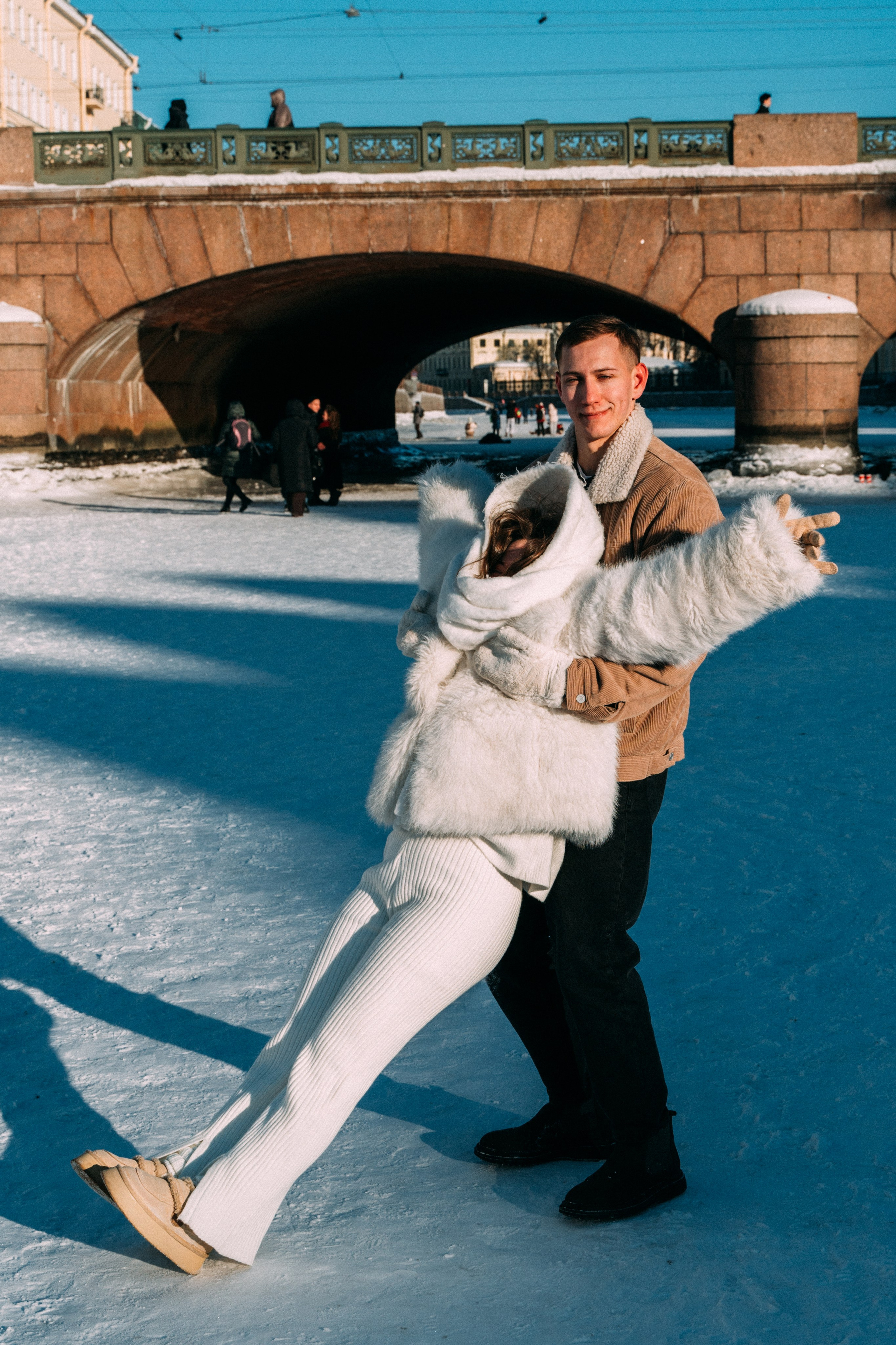 Лавстори на льду по рекам и каналам Санкт-Петербурга