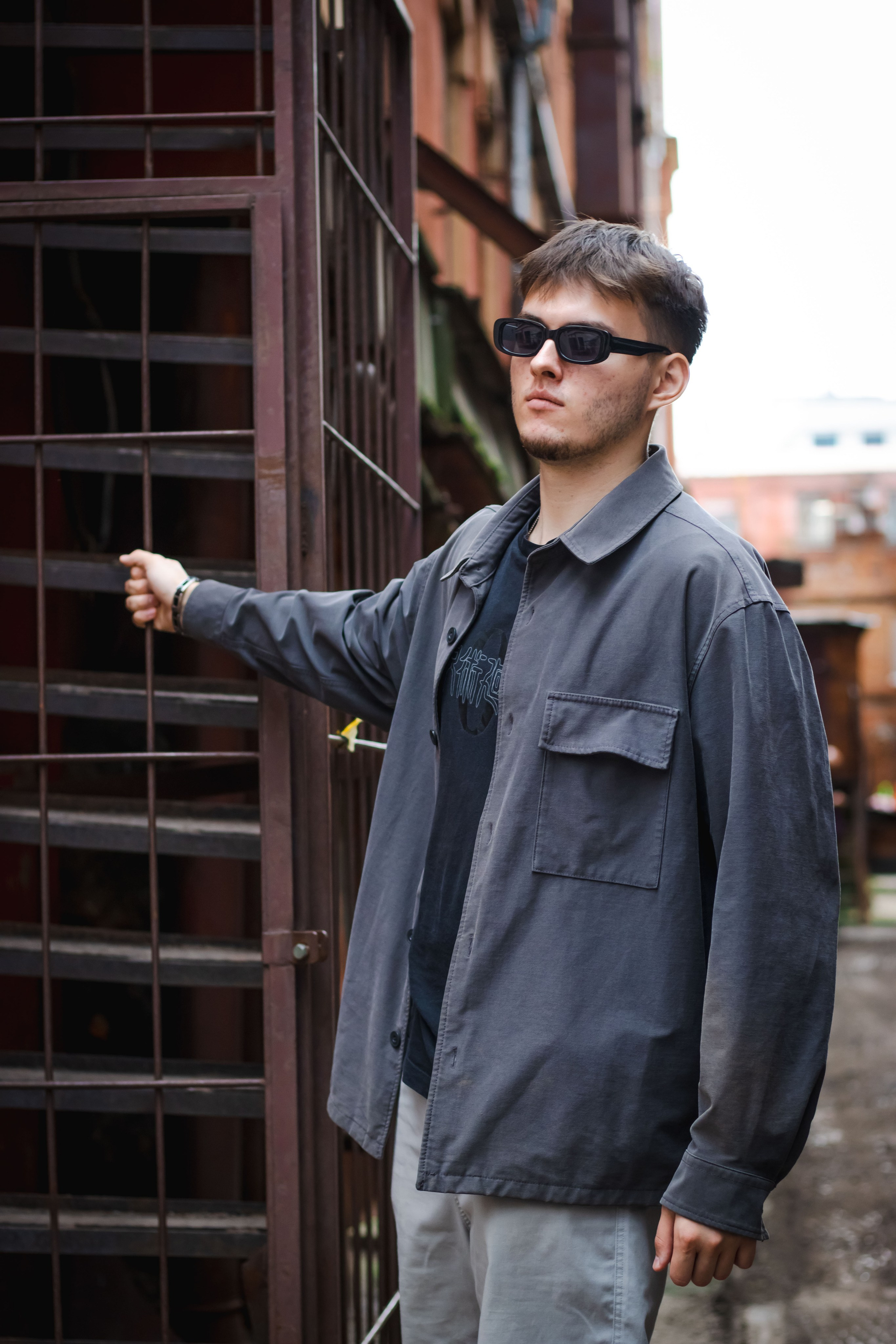 мальчик в очках