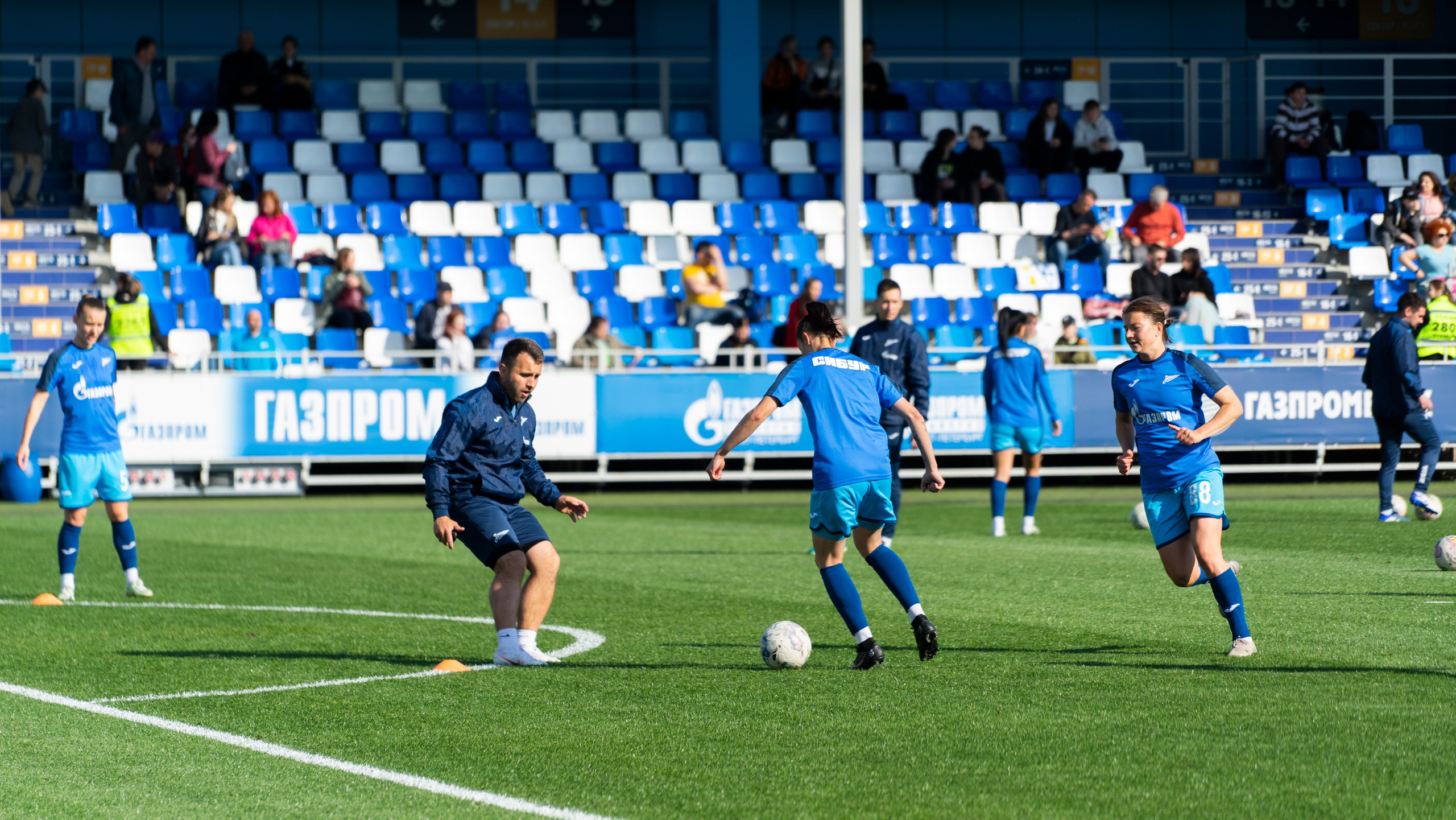 Зенит. Фотограф Рома М