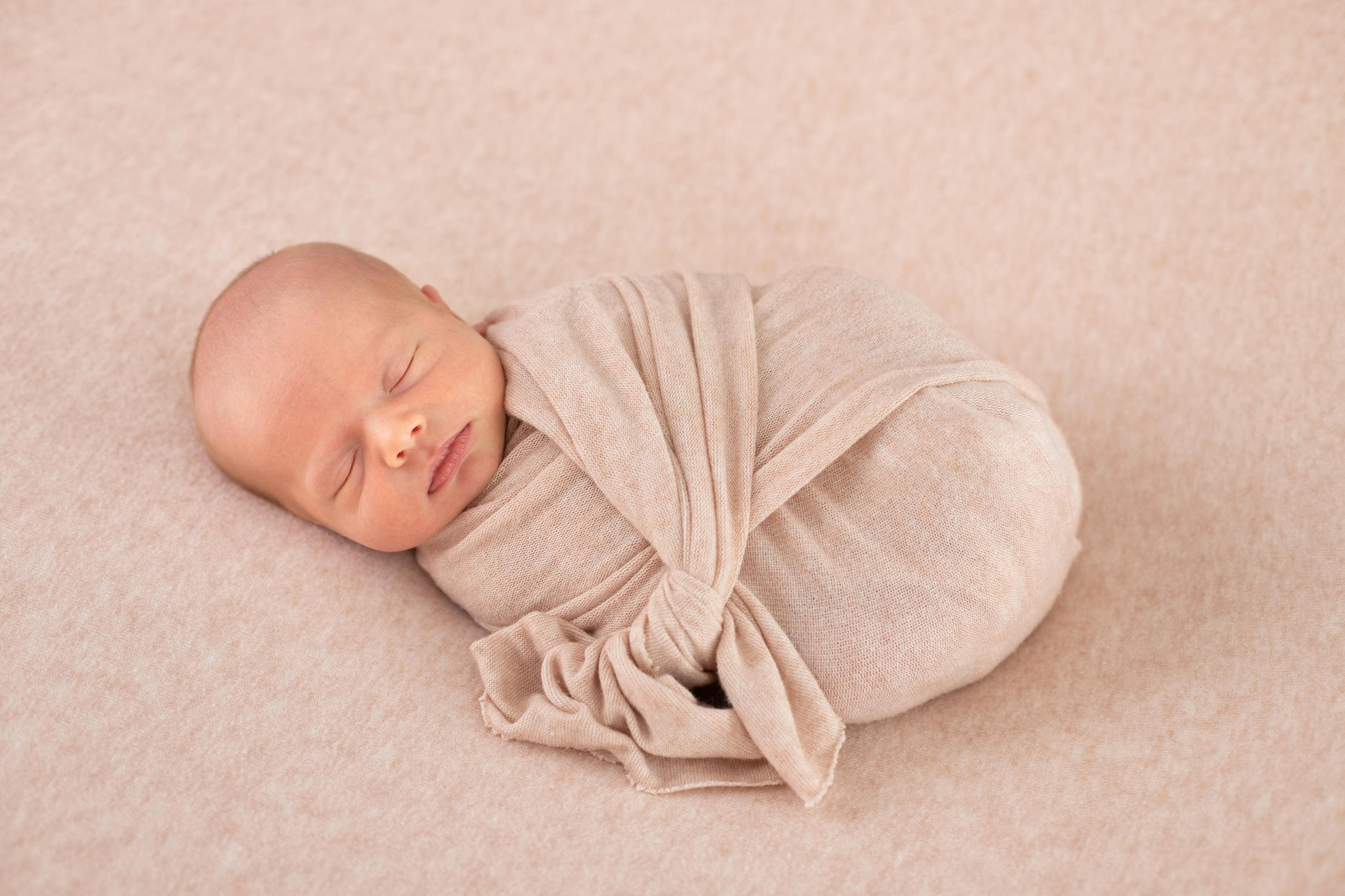 Newborn. Фотограф новорожденных в Екатеринбурге Татьяна Продан