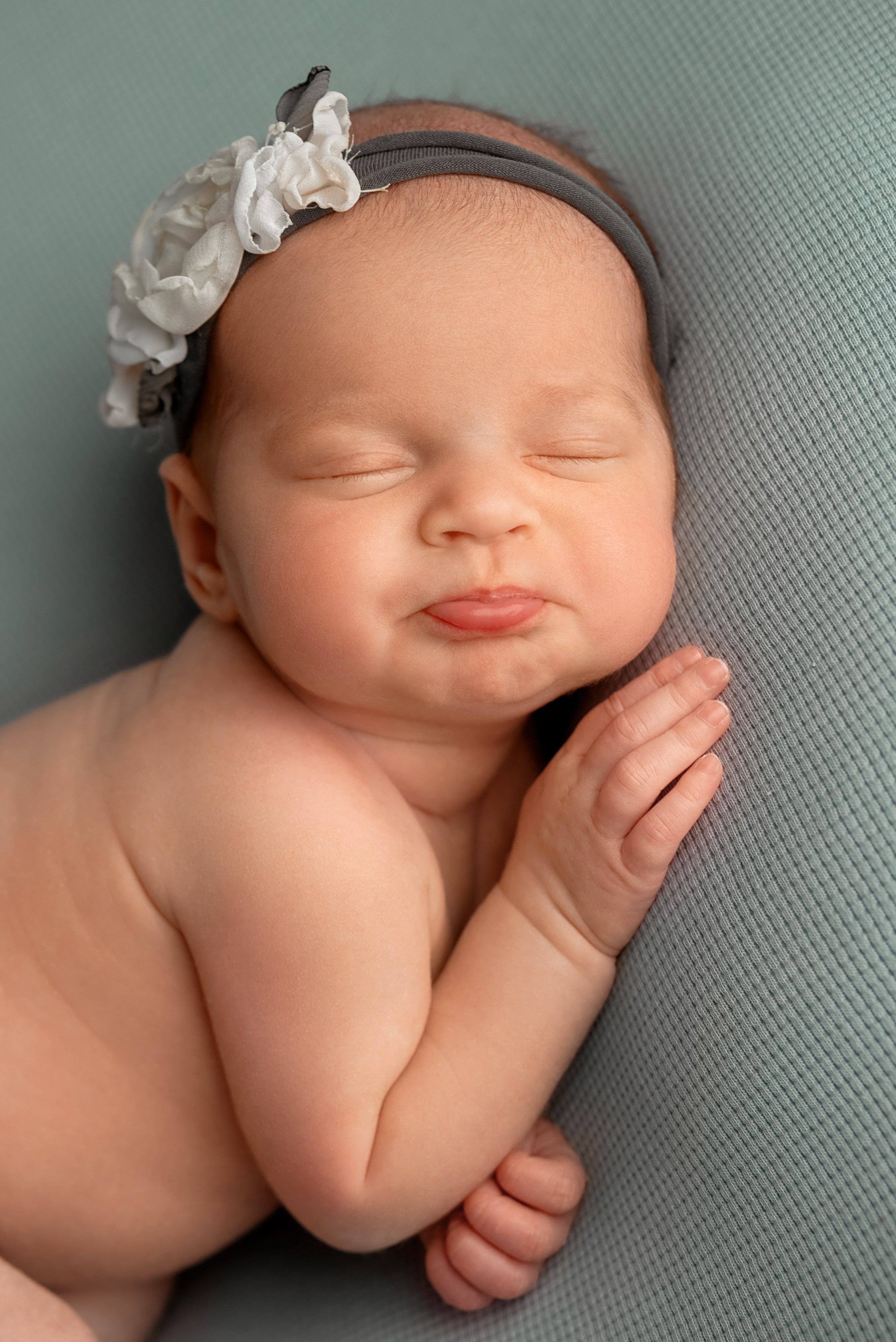 Василиса. Фотограф новорожденных в Норильске Виктория Шагалиева