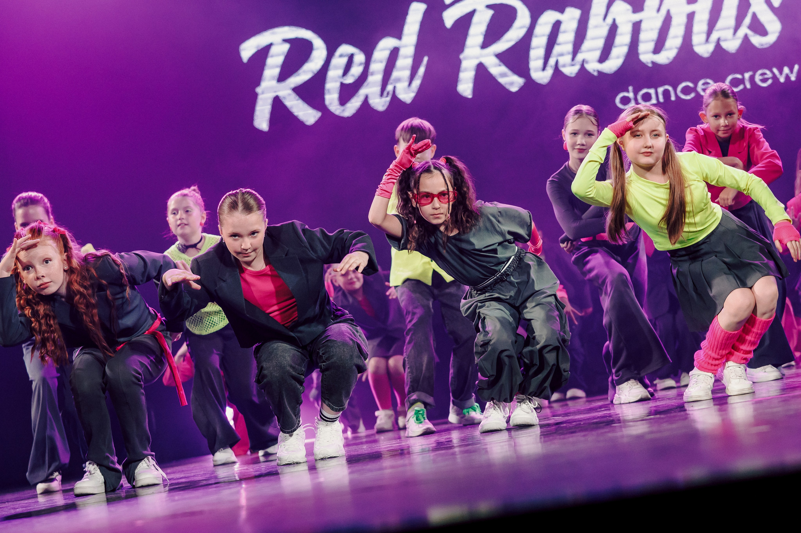Red Rabbits — Отчётный концерт 2025. Лёшка Варзегов — фотограф