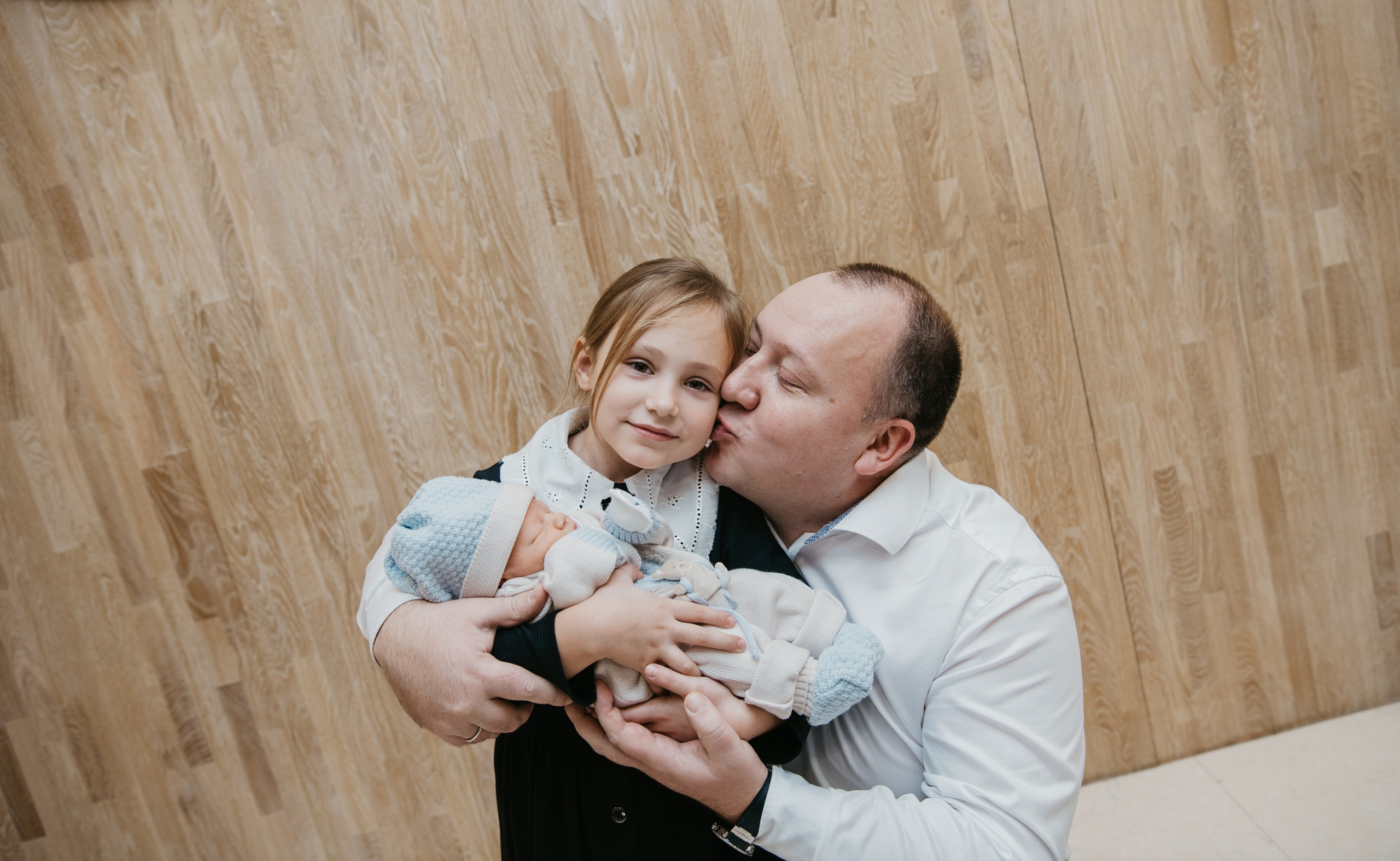 Выписка малыша. Мать и дитя в Лапино. Фотограф на выписку из роддома в Москве и МО