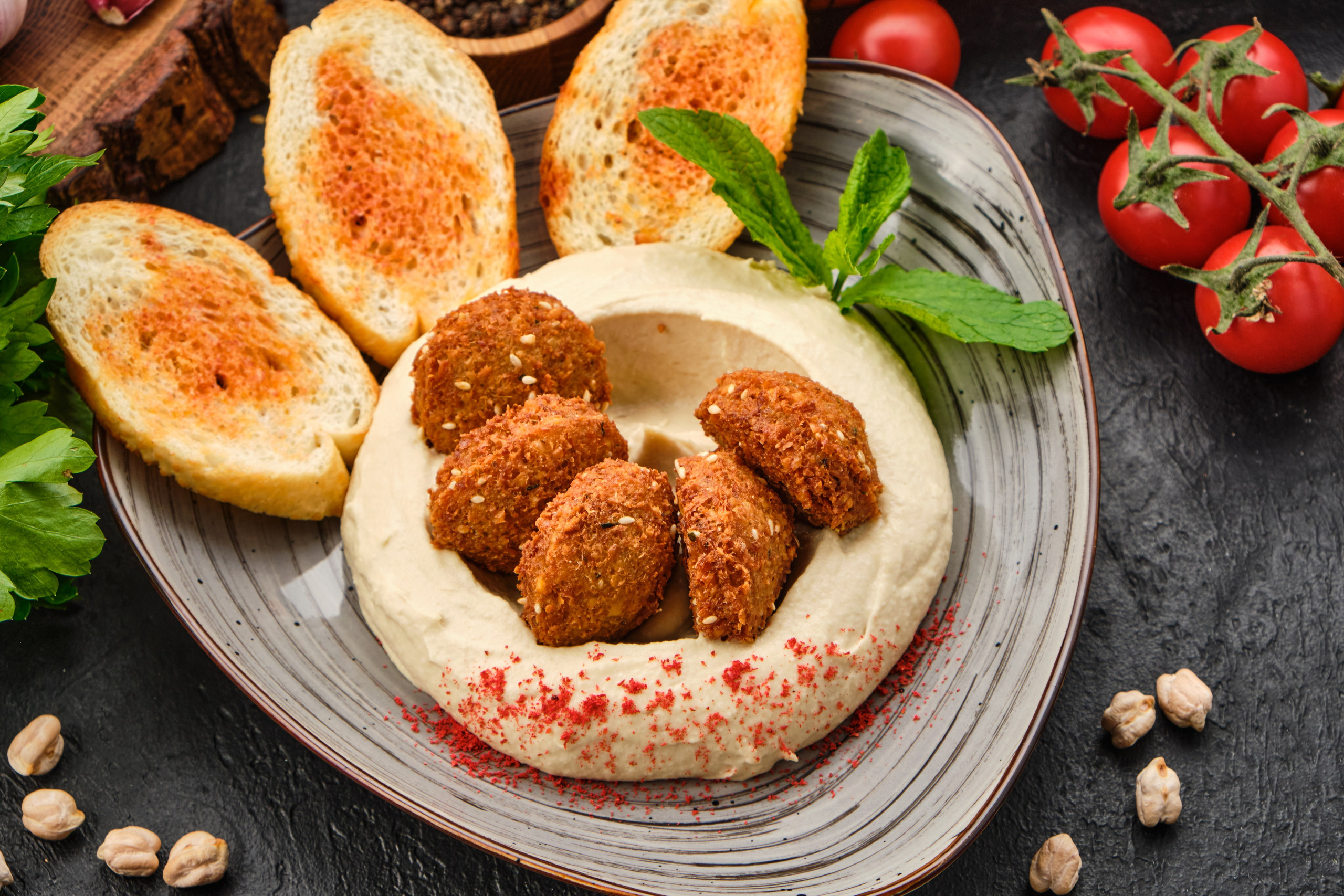 რესტორნის ფოტოგადაღება ბურგერებითა და გრილ მენიუთი | ფუდ ფოტოგრაფი და ინტერიერები თბილისი. კომერციული ფოტოგრაფი თბილისი | კერძებისა და პროდუქციის გადაღება | გორბაჩოვი ვიტალი