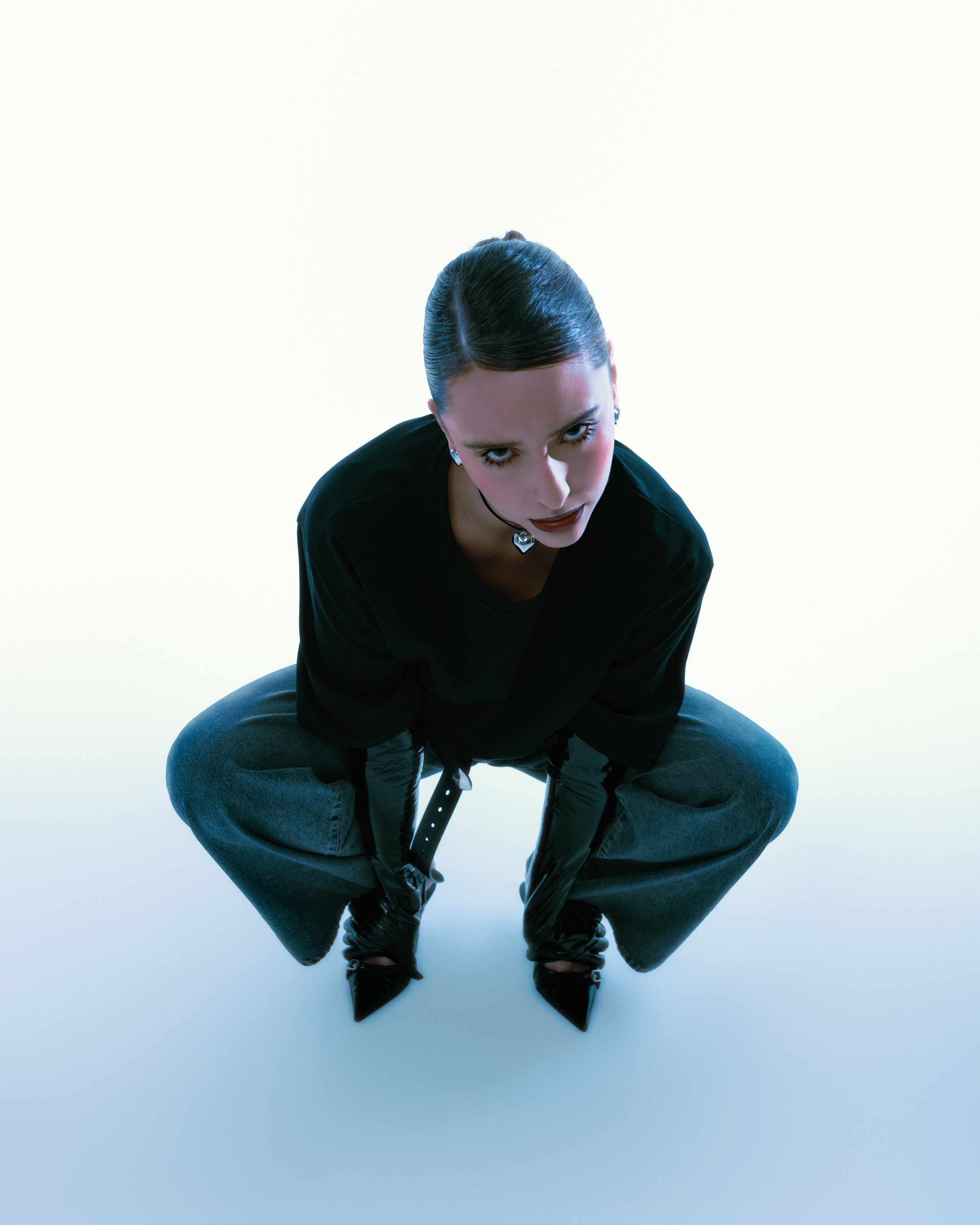 EP COVER FOR FINA. ART фотограф NBIRDIE