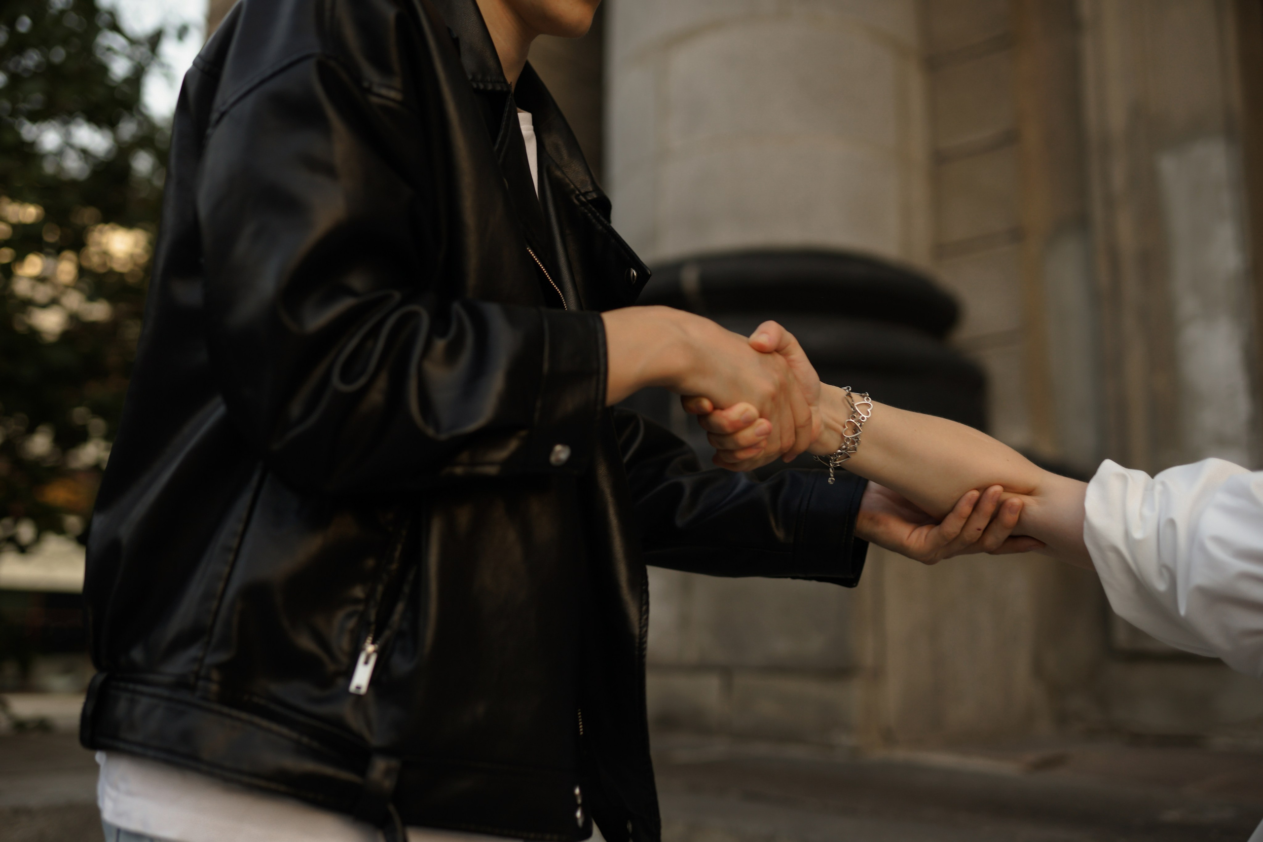 Как любовь твою понять?