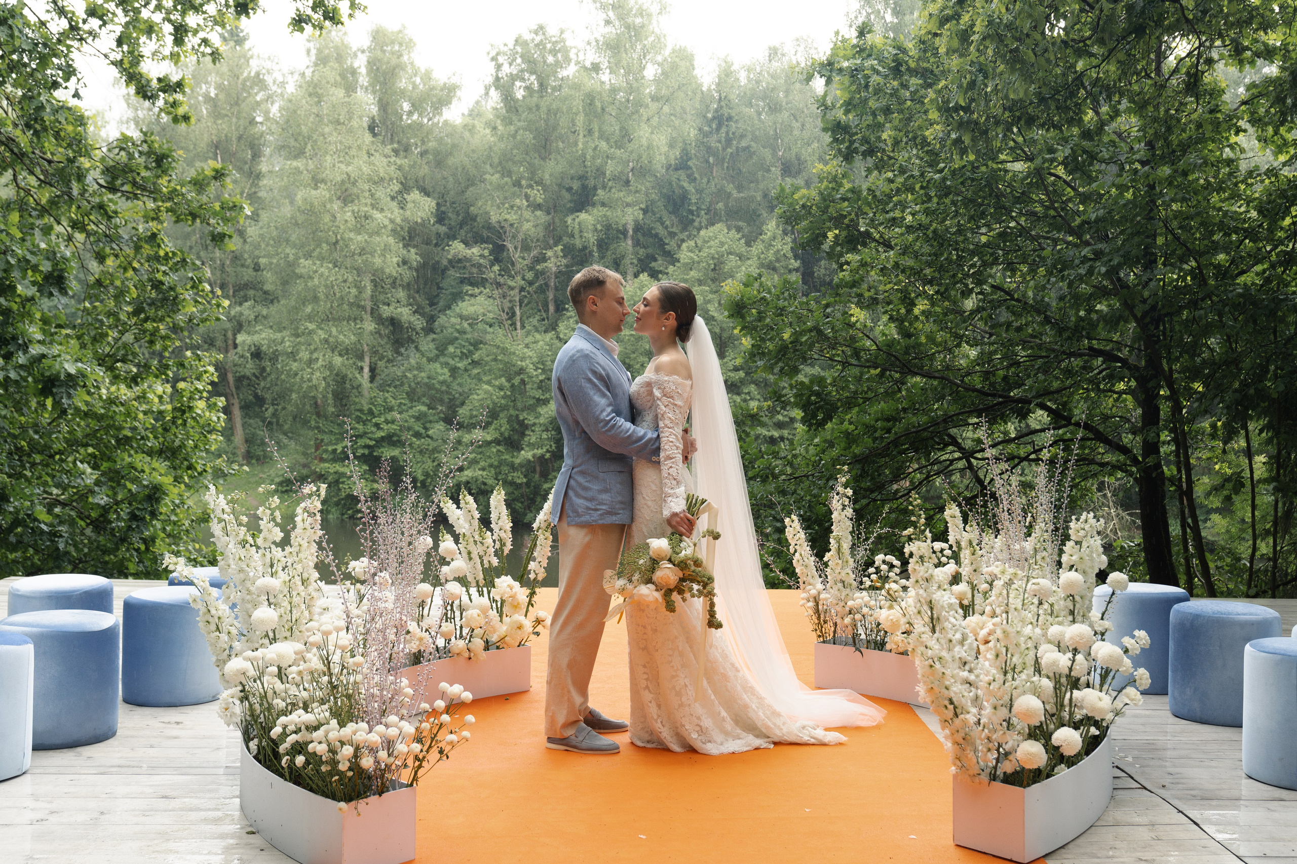 Оранжево-голубое слияние. VENSKAYA WEDDING & EVENT PLANNER