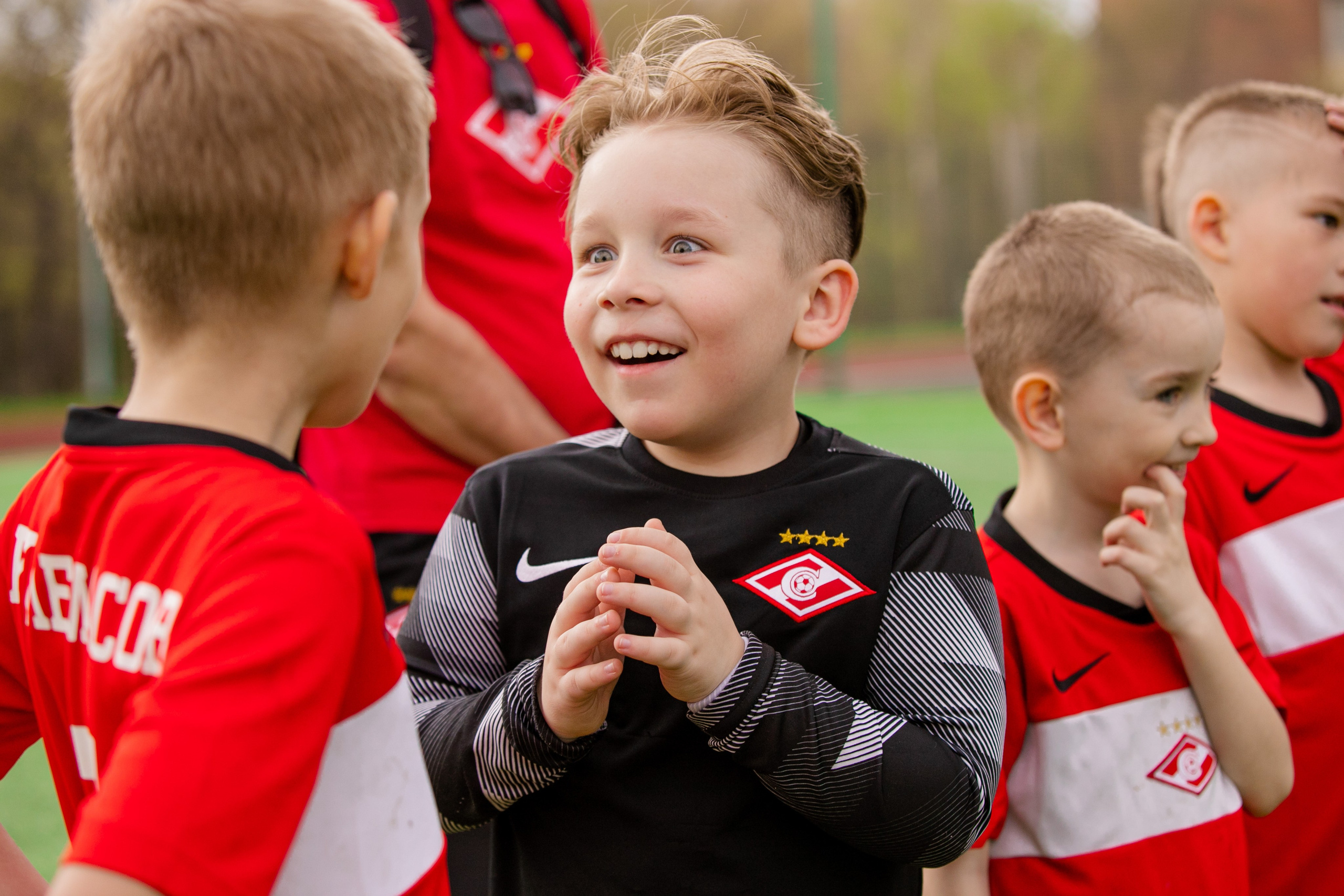 Футбол «Метеор». Репортажный и портретный фотограф в Екатеринбурге Гизатуллин Марат