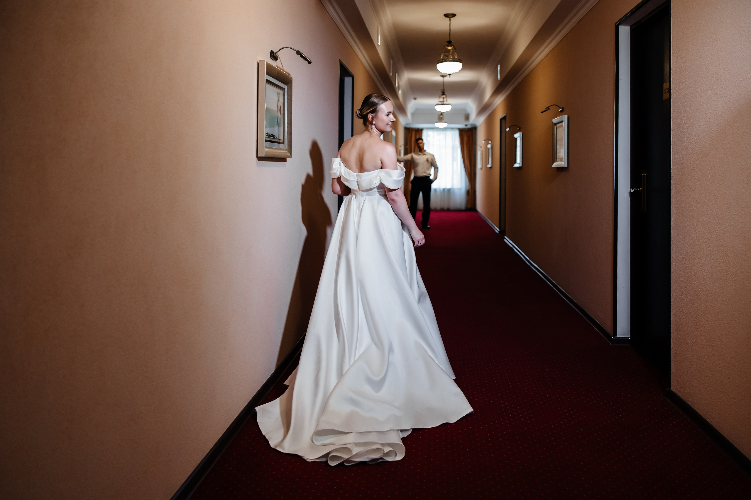 Анонс свадьбы Юлии и Игоря. Городская лавстори в Севастополе. Свадебный фотограф в Крыму и Севастополе Ольга Баскакова