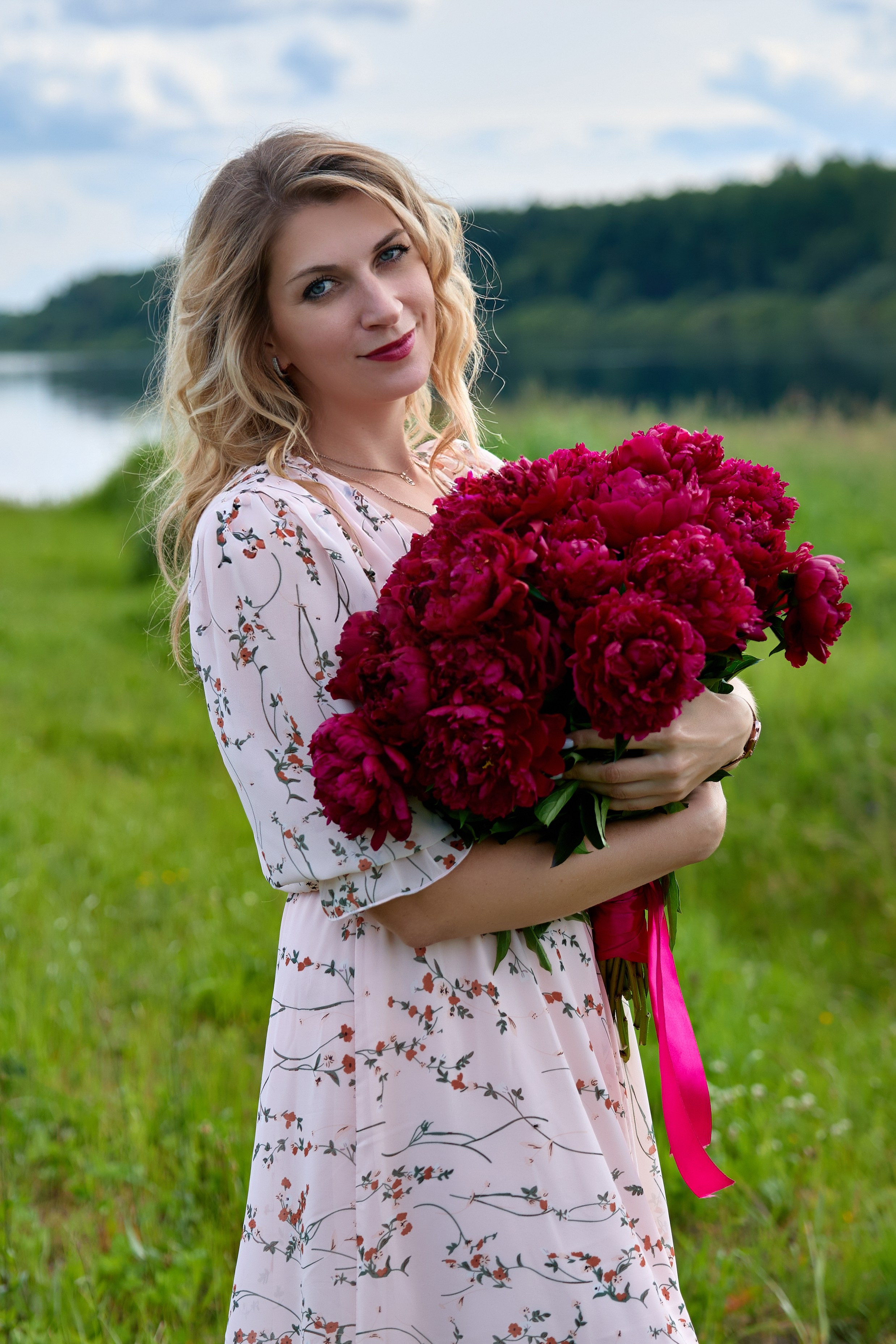 Летняя фотопрогулка. Мария, Татьяна, Евгения, Кристина и Александра. Фотограф Люся Воробьева