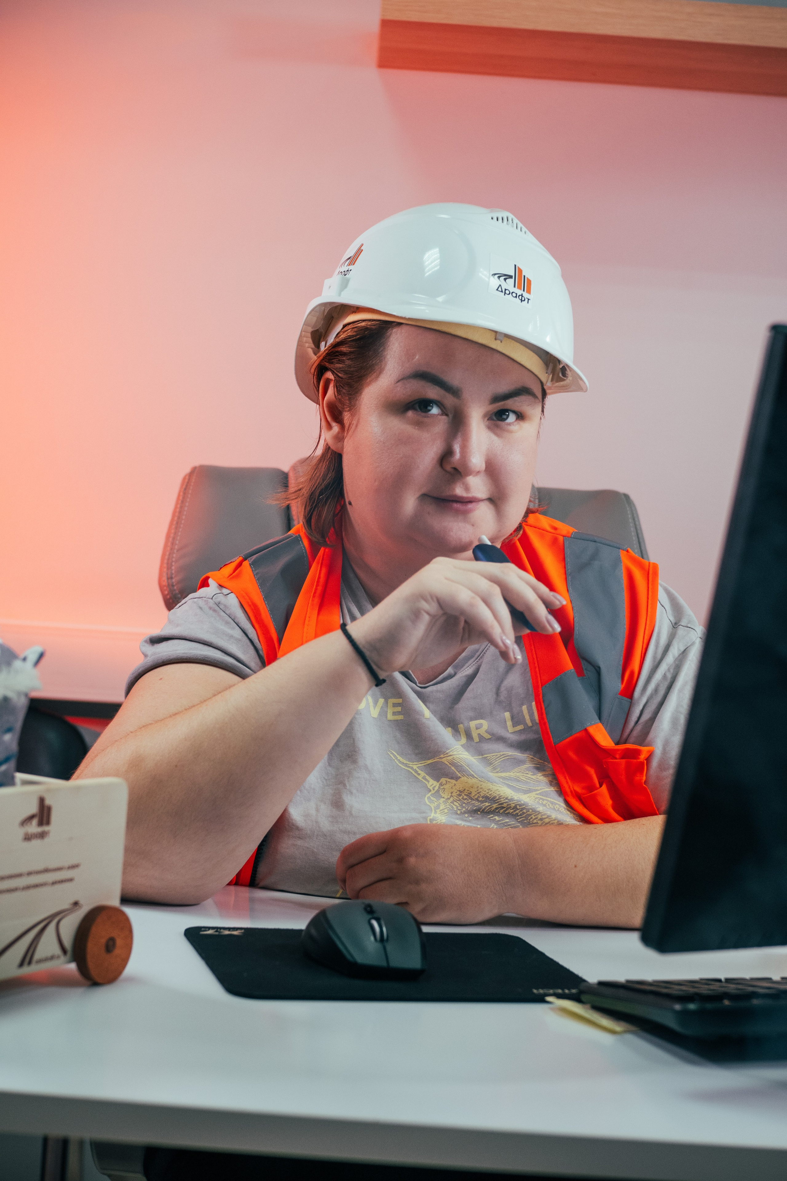 Производственный портрет для корпоративного сайта на заказ. Рекламный и коммерческий фотограф | Георгий Романов