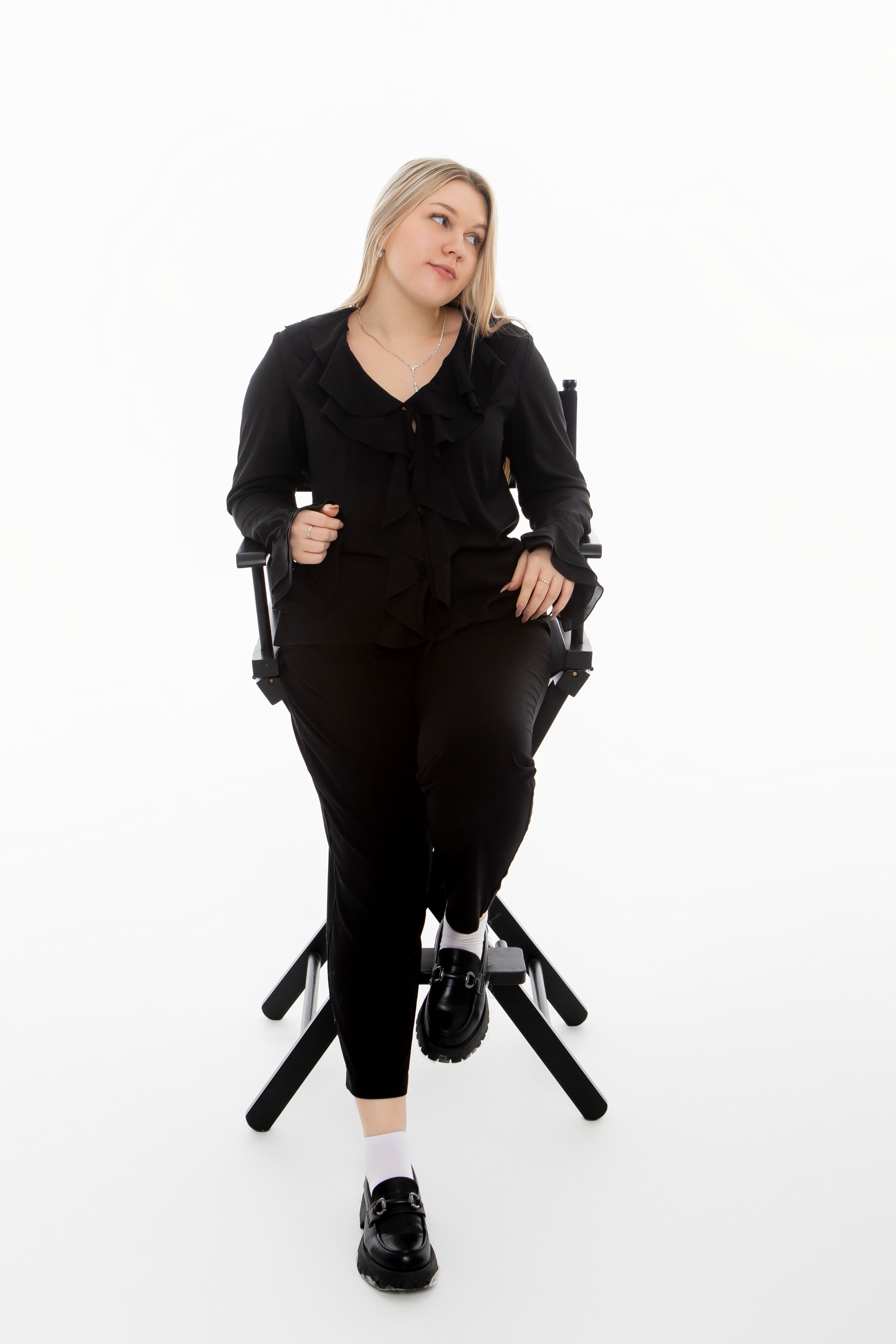 Студия Гимназия 12 11 А 2024 г. Свадебный и портретный Фотограф в Липецке Дмитрий Котюков