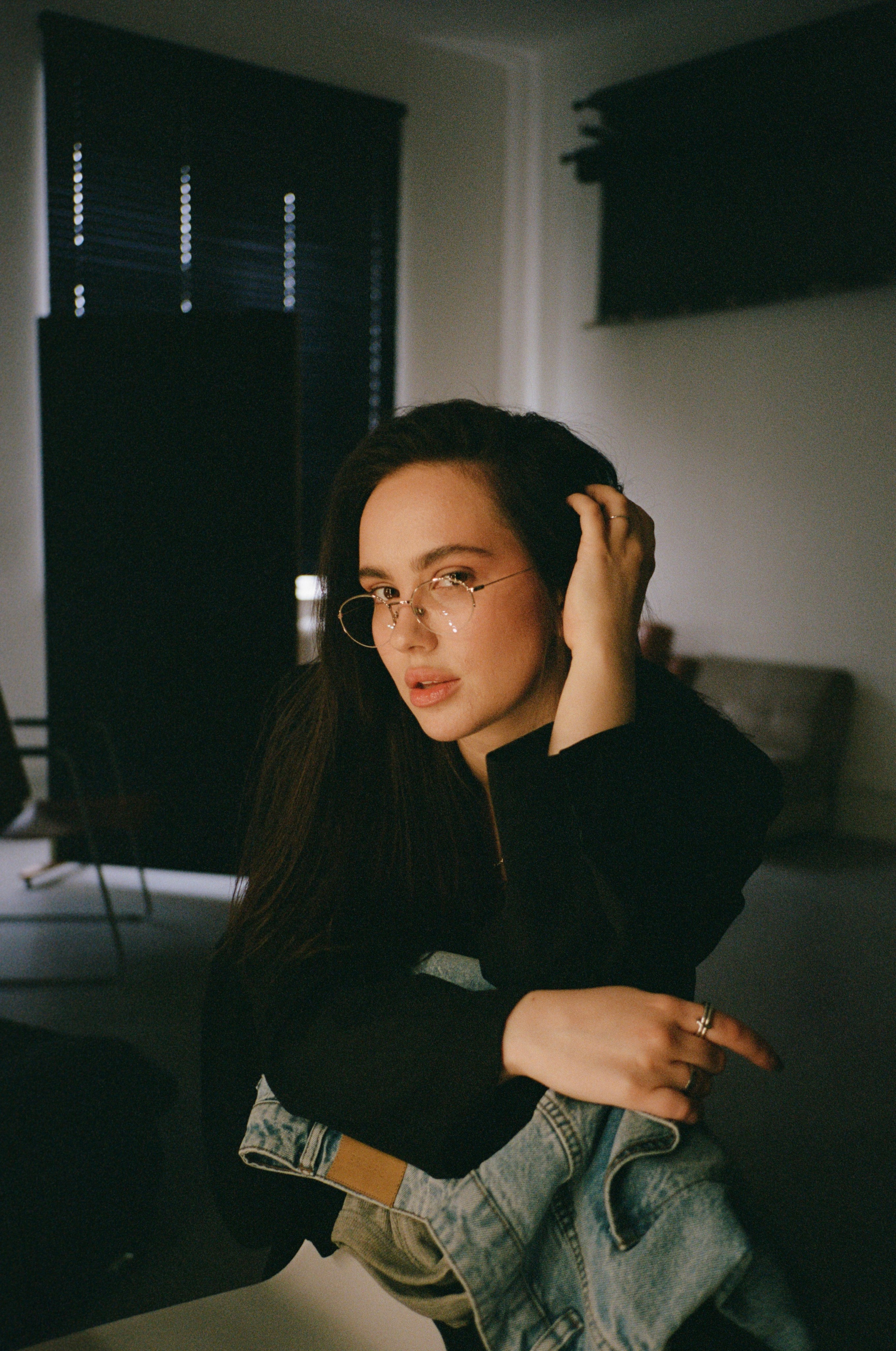 Her. Artem Khusainov