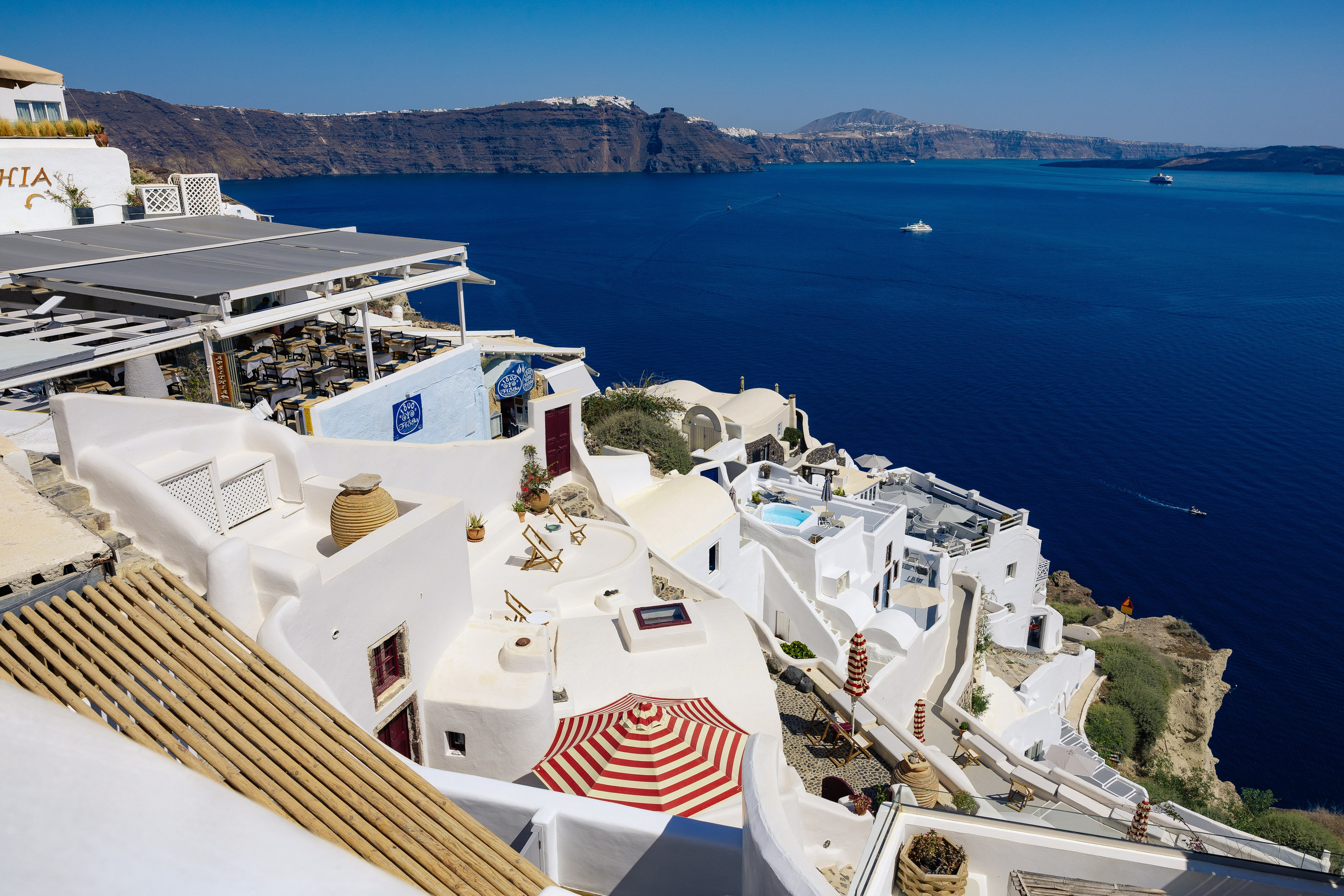 Санторини. Фото департамент круизного лайнера Астория Гранде