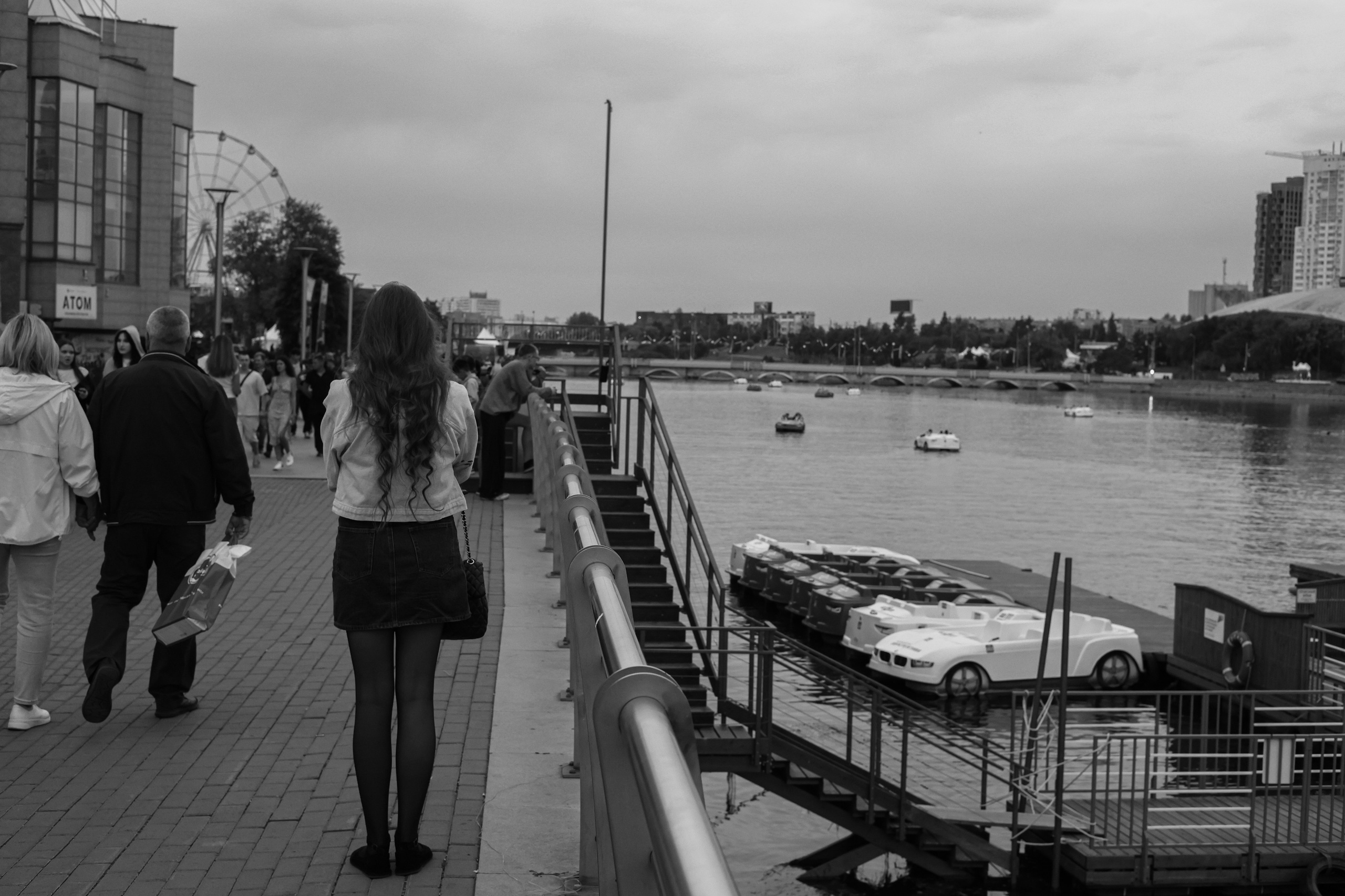 From a Stranger to Strangers. José Carlos Palacios — Fotografía