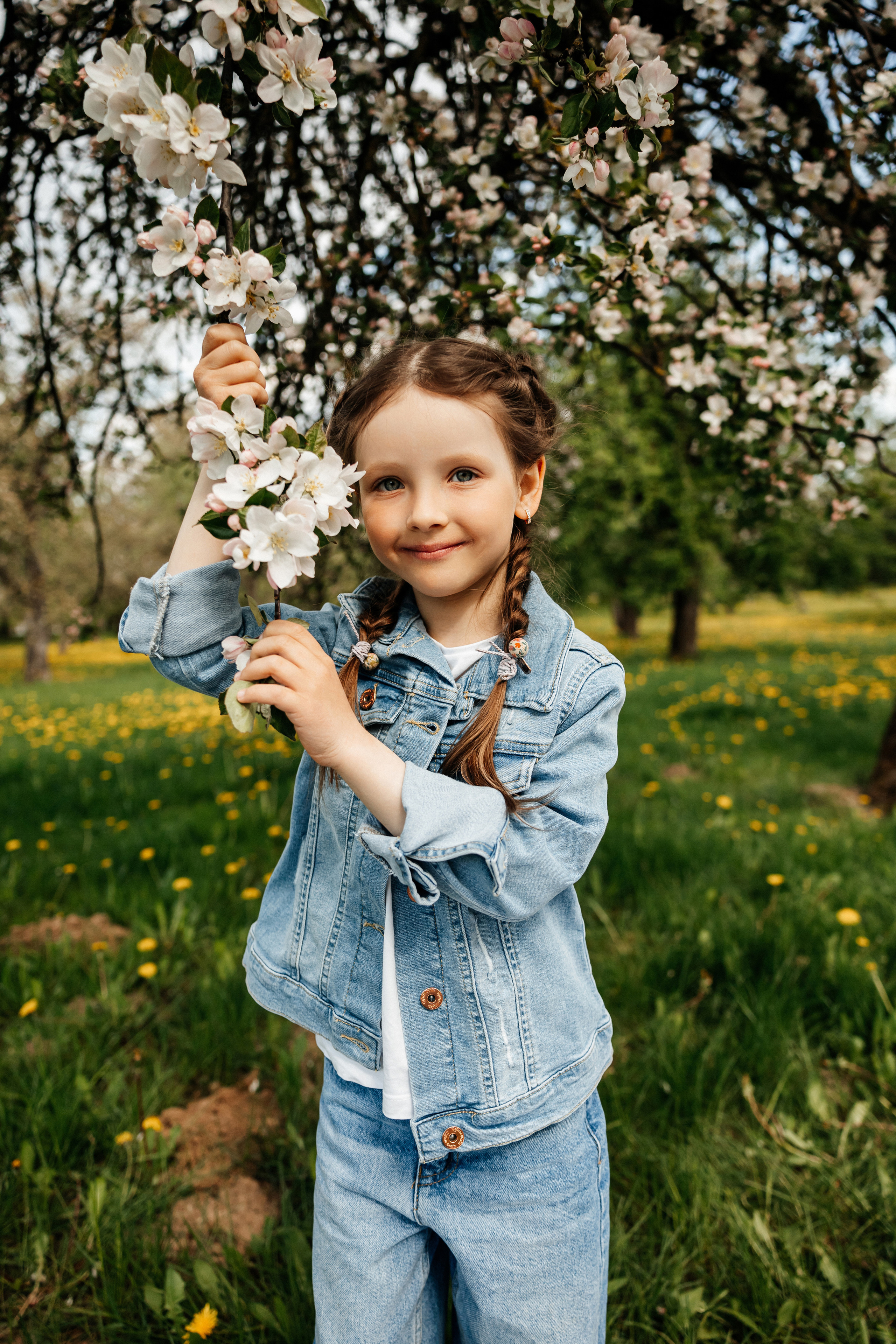 На улице весной. Свадебный и портретный фотограф Минск Евсович Инна